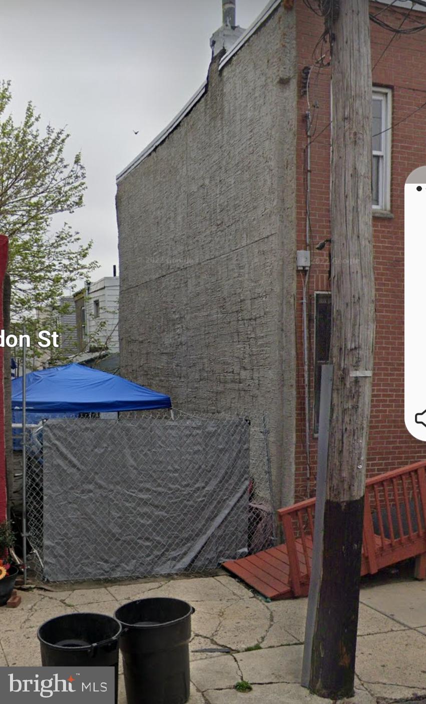 WEST KENSINGTON - Land