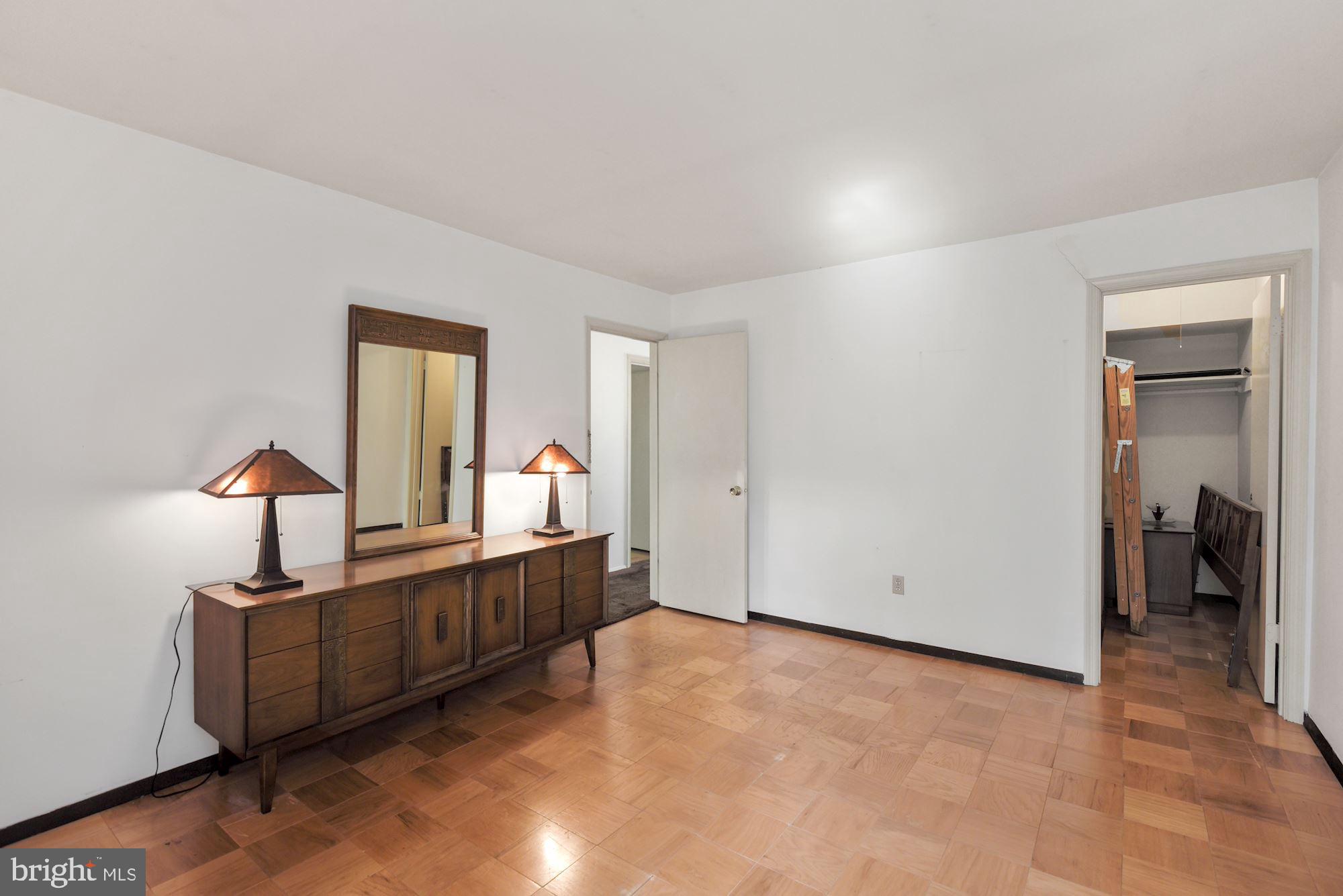 LAYTONIA - Residential