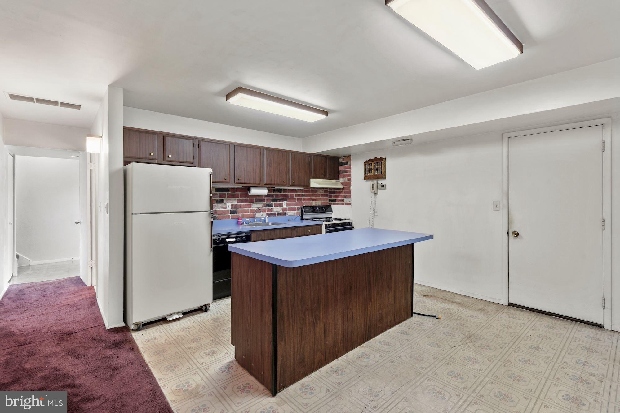 LAYTONIA - Residential