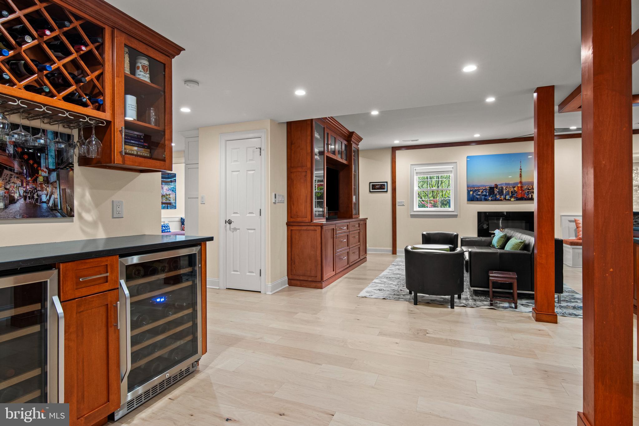 SOUTH WAYNE - Residential