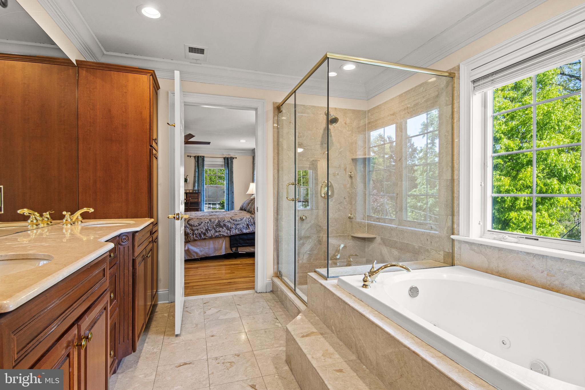 SOUTH WAYNE - Residential