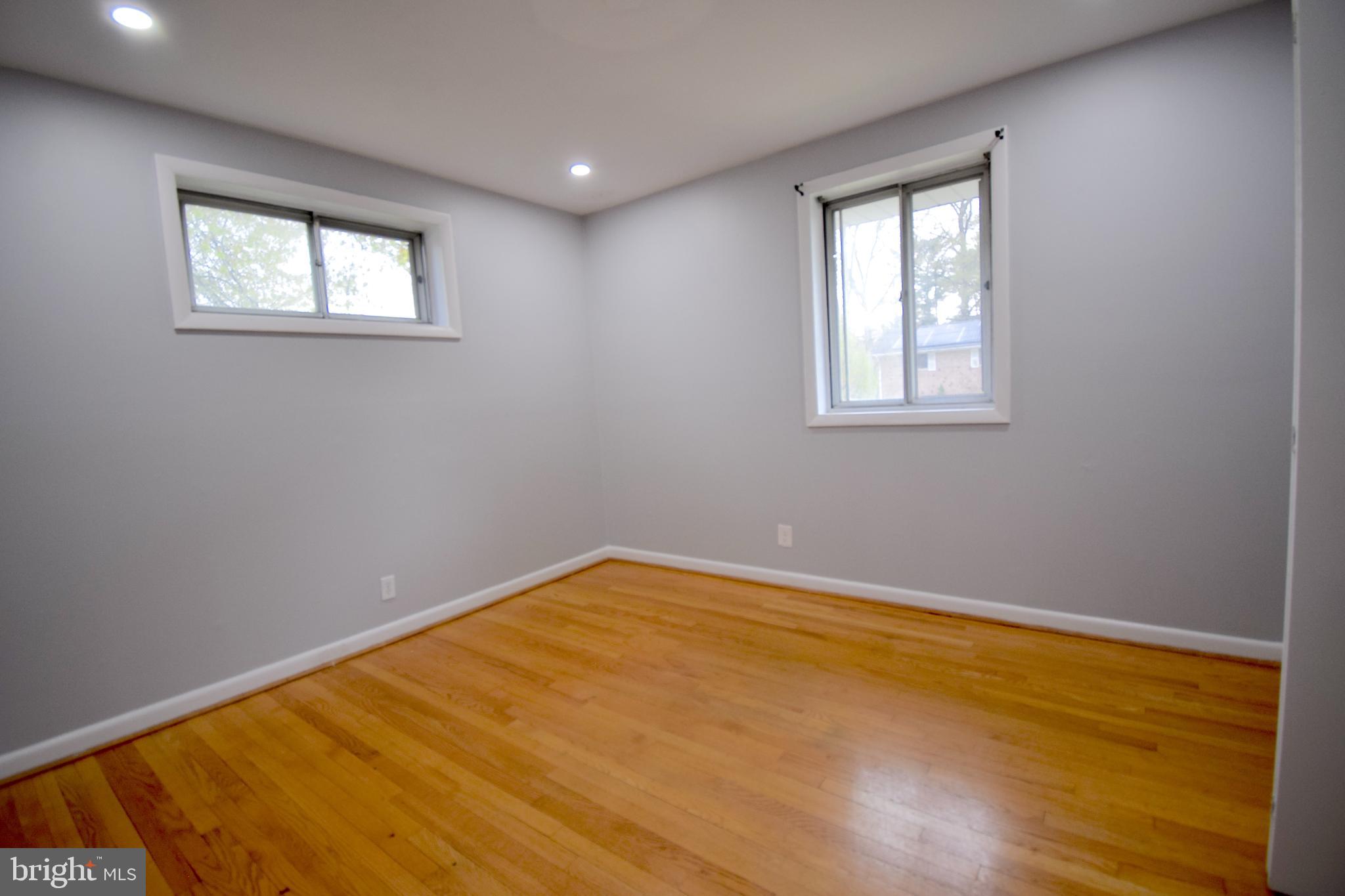SNOW HILL MANOR - Residential Lease