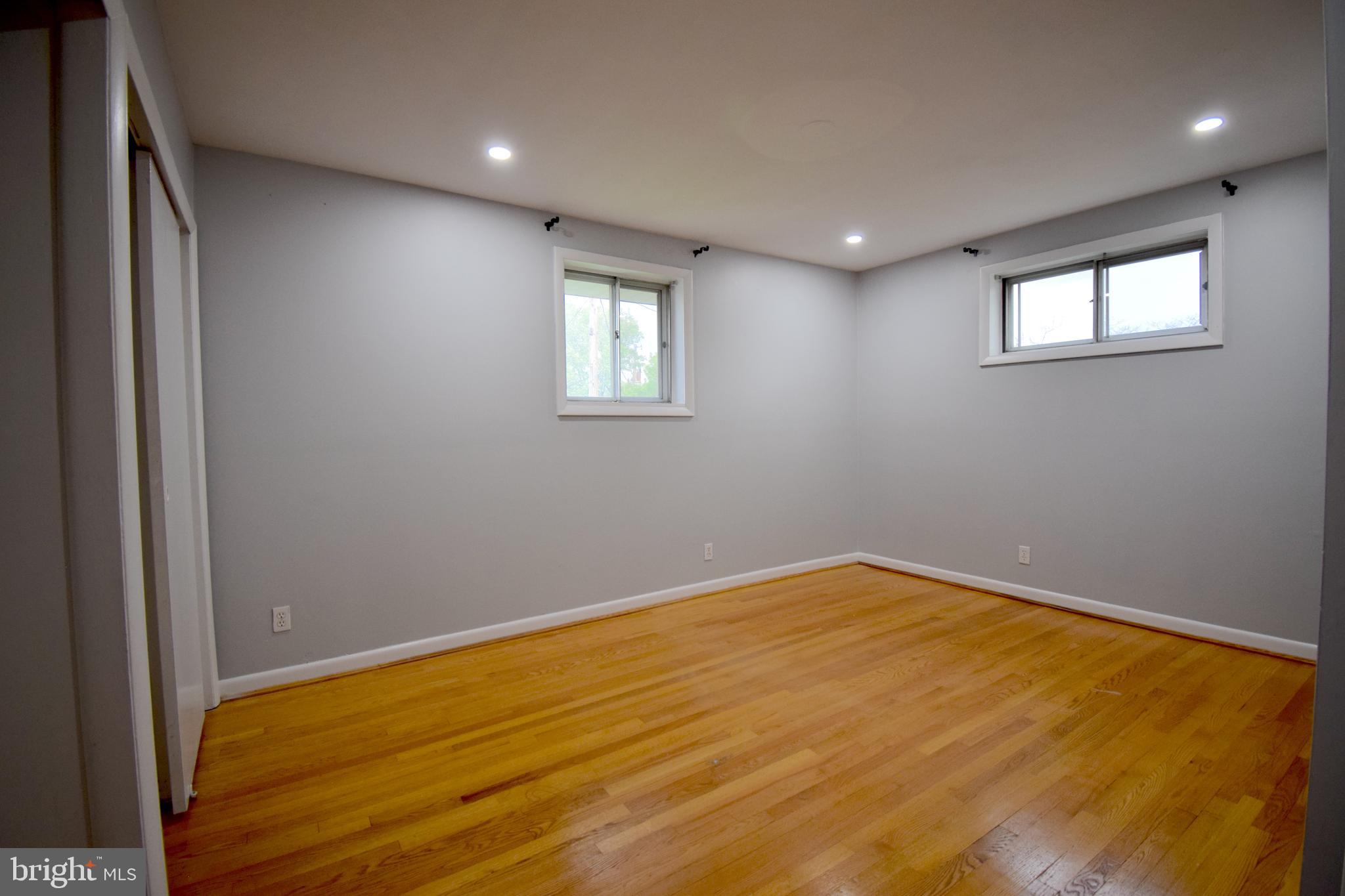 SNOW HILL MANOR - Residential Lease