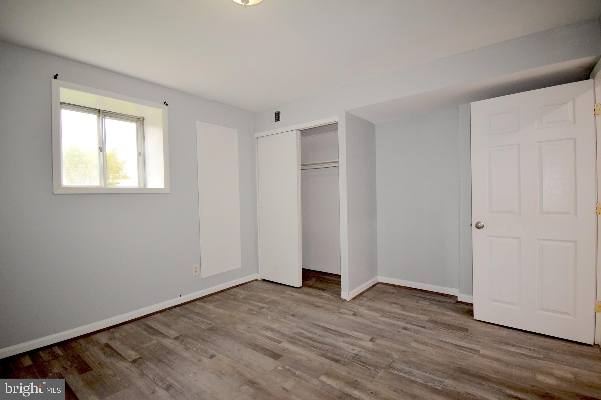 SNOW HILL MANOR - Residential Lease