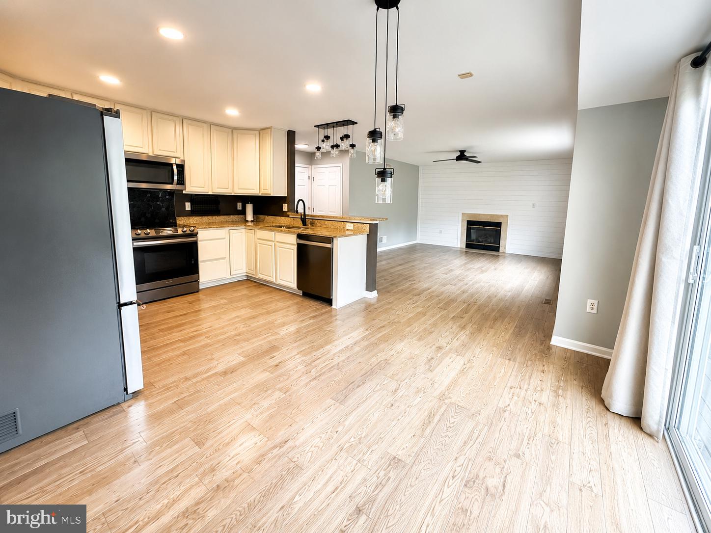 FAIRWAY MEADOWS - Residential