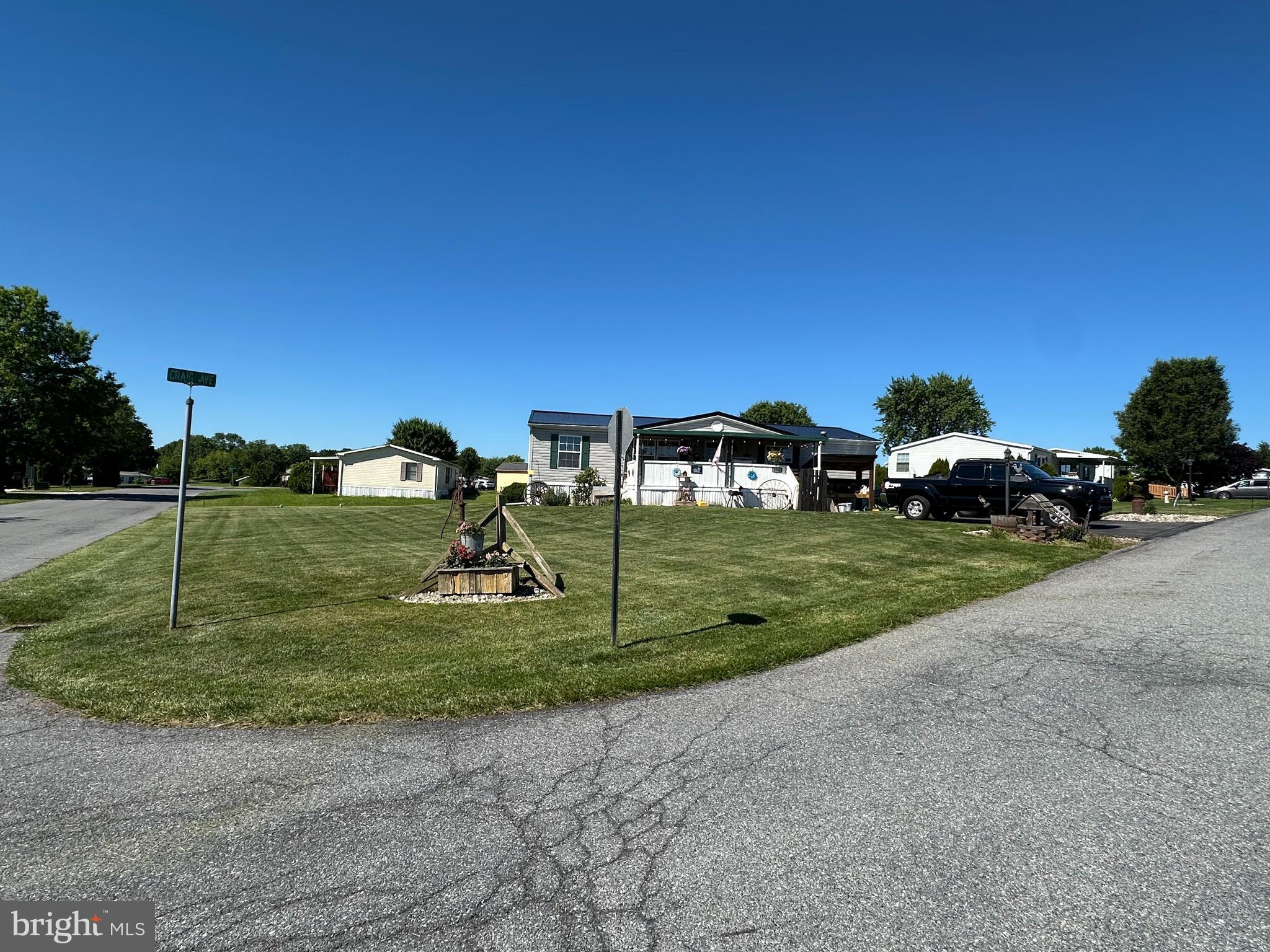 TALL OAK ESTATES - Residential