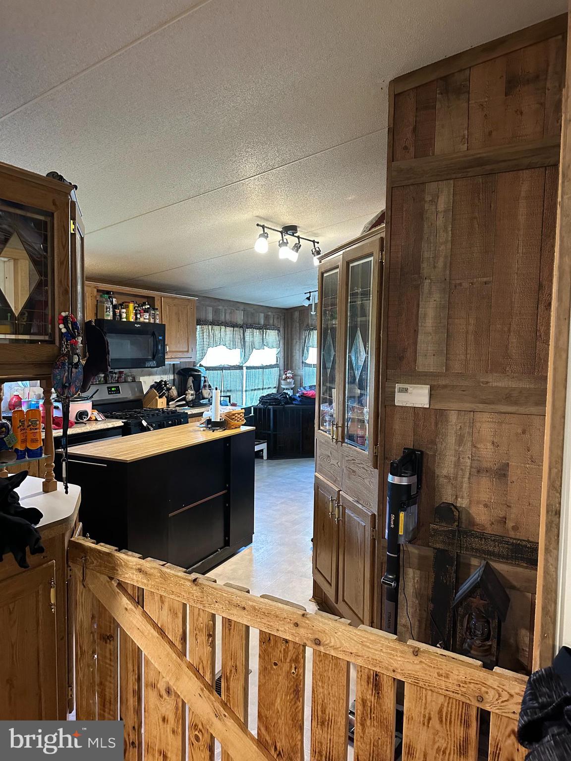 TALL OAK ESTATES - Residential