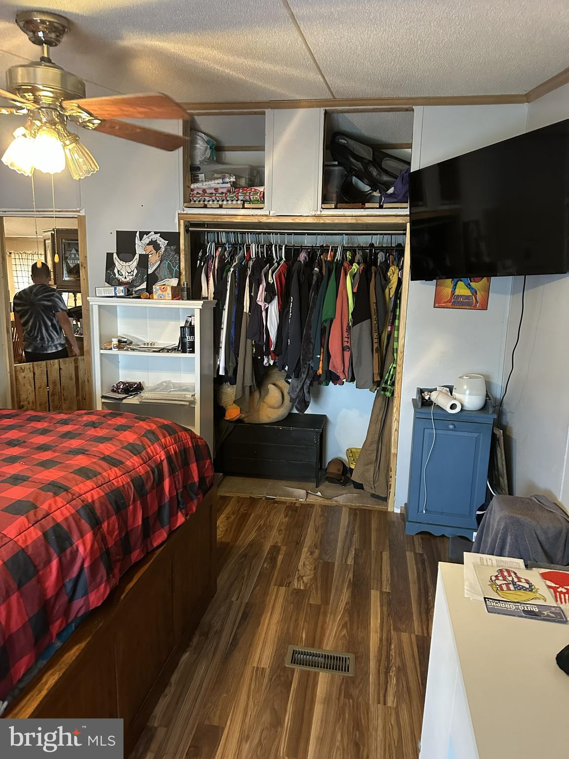 TALL OAK ESTATES - Residential