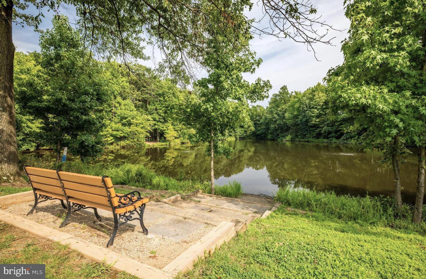 ISLAND CREEK - Residential
