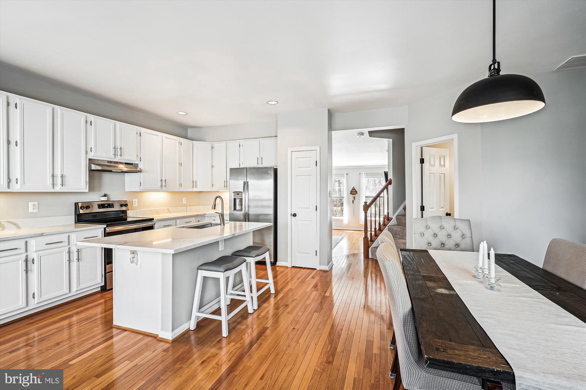 ISLAND CREEK - Residential