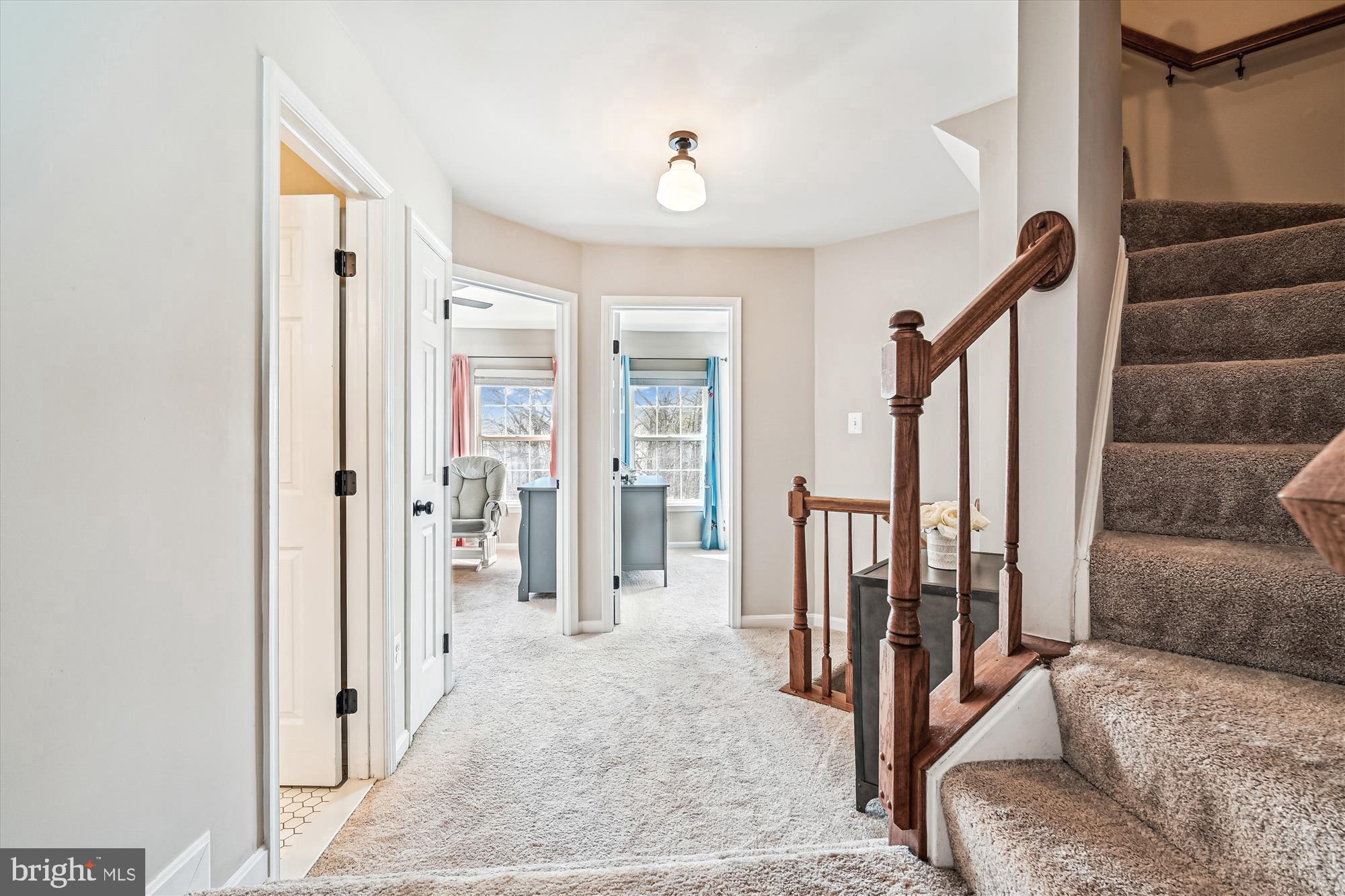 ISLAND CREEK - Residential