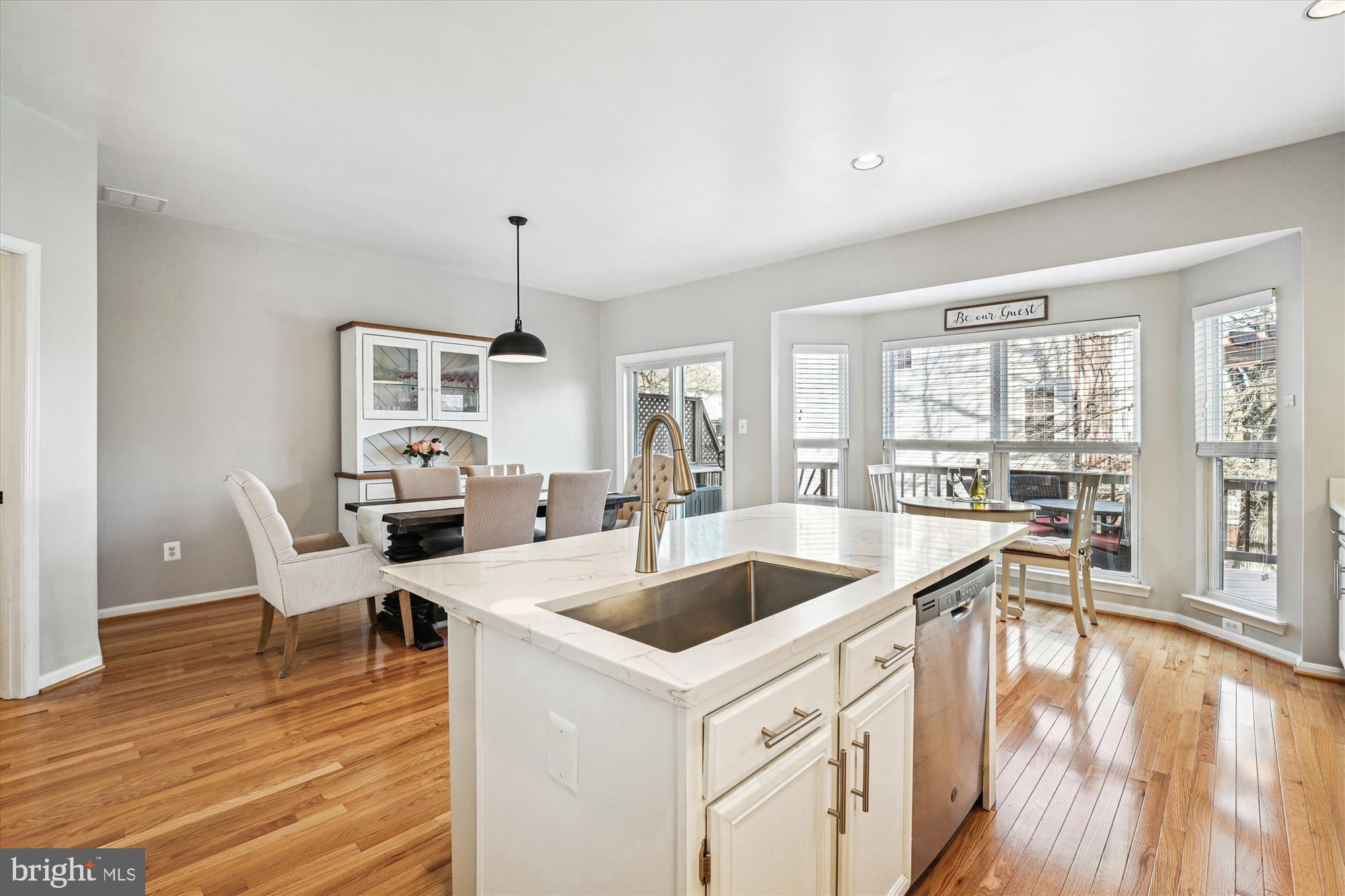 ISLAND CREEK - Residential
