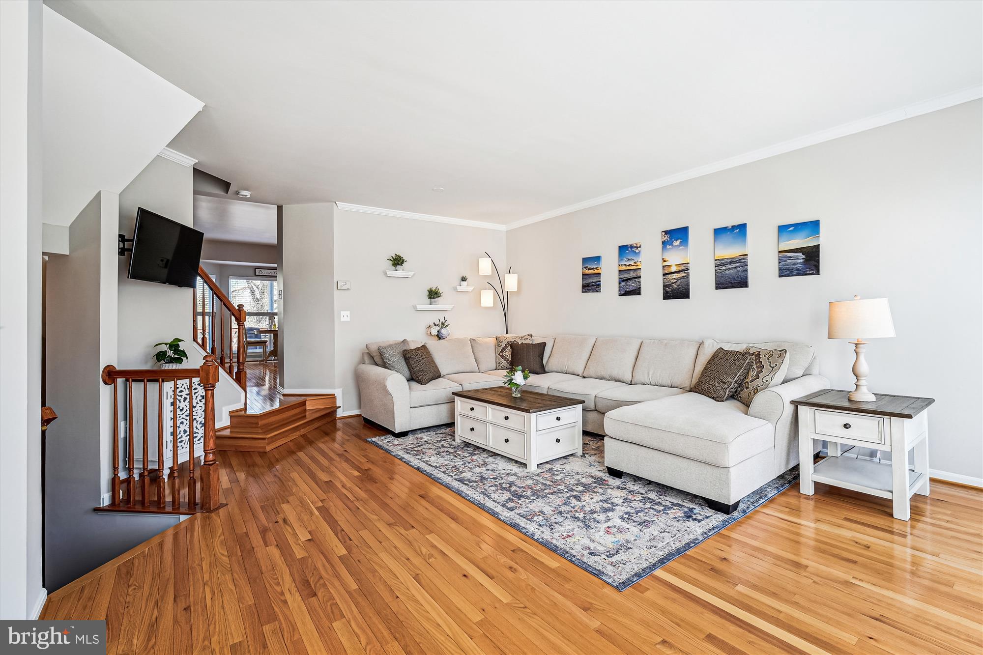 ISLAND CREEK - Residential