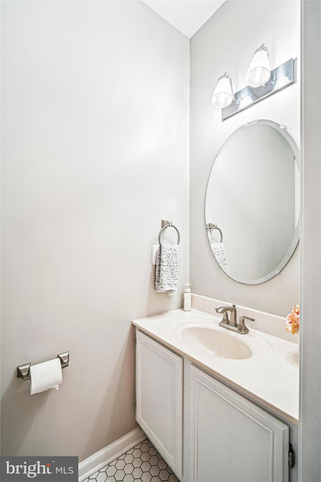 ISLAND CREEK - Residential