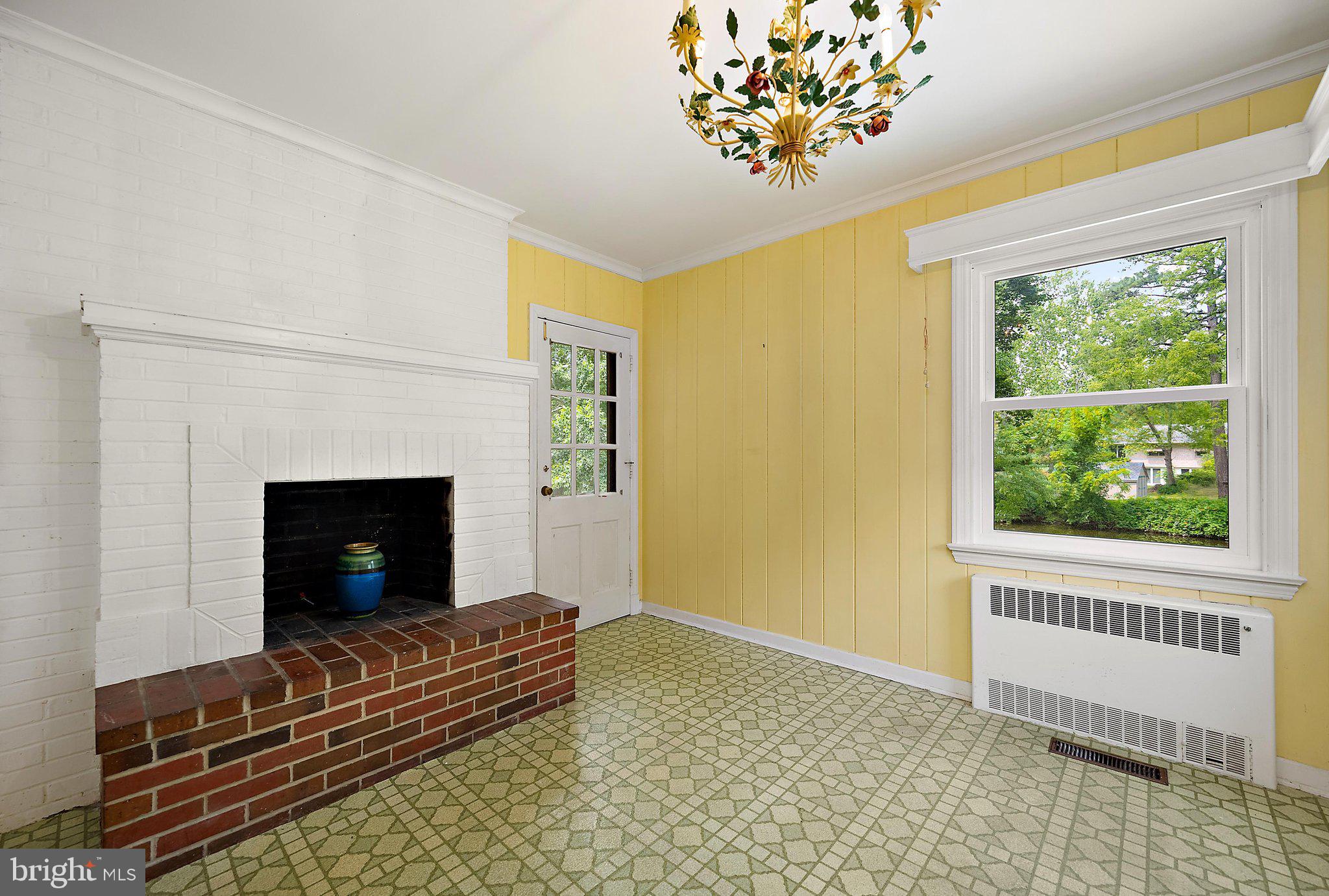PINEHURST MANOR - Residential