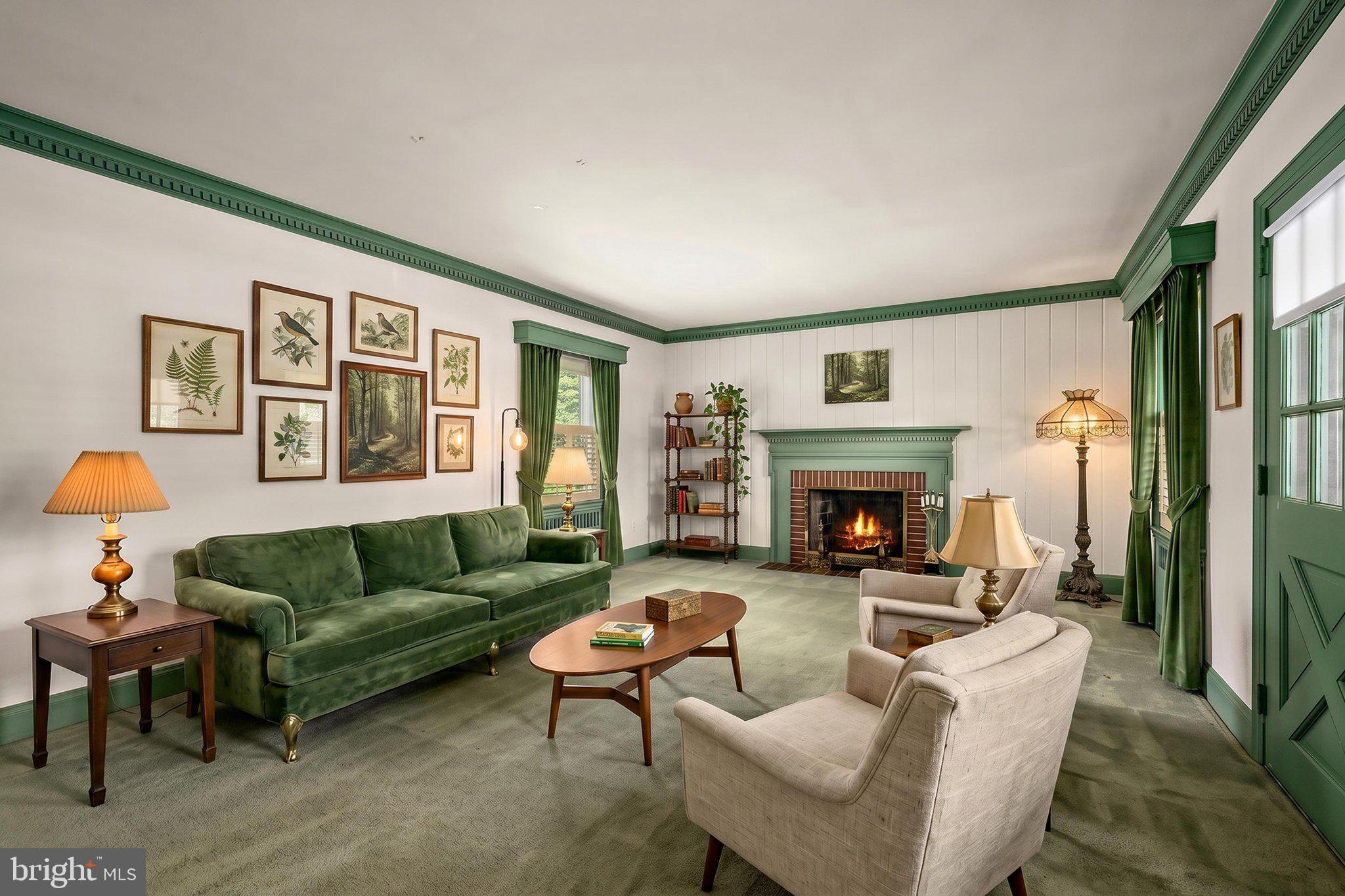 PINEHURST MANOR - Residential