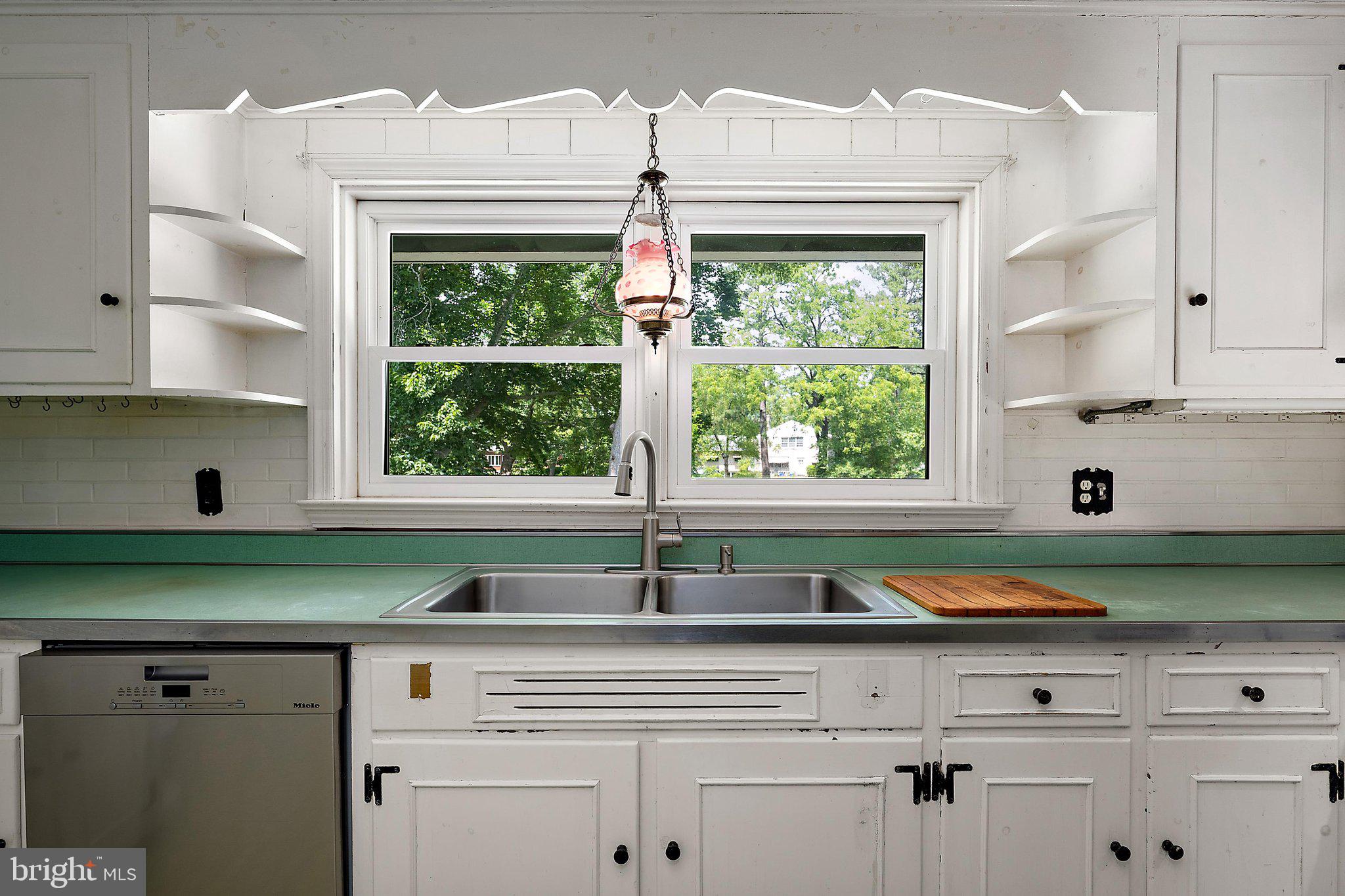 PINEHURST MANOR - Residential