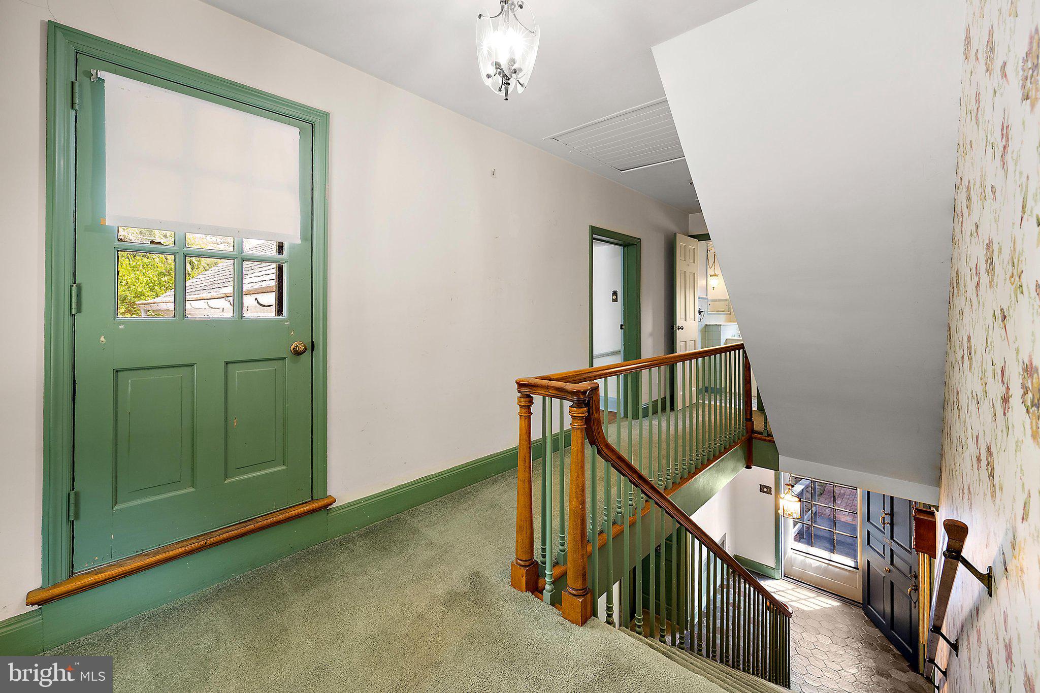 PINEHURST MANOR - Residential