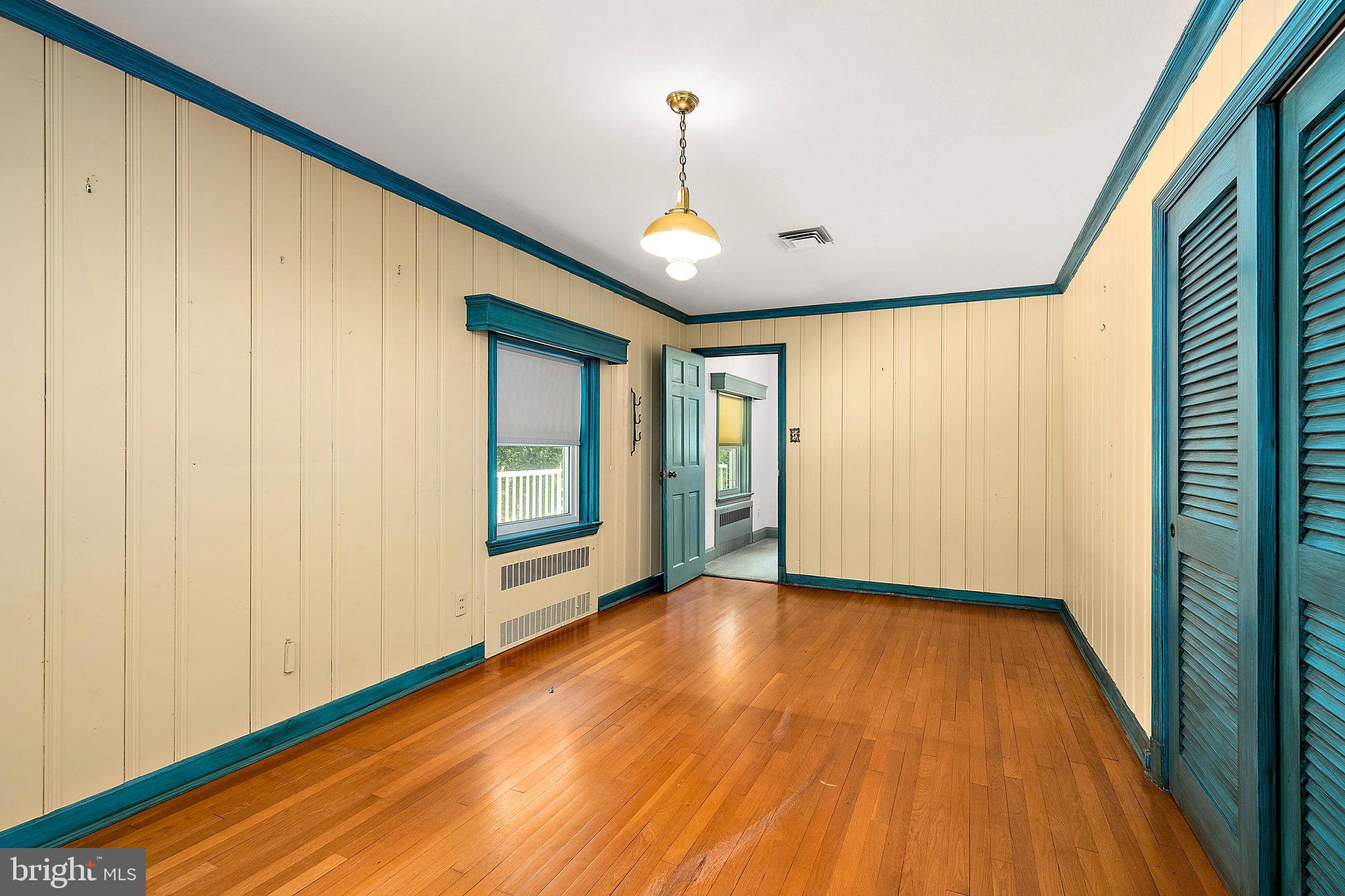 PINEHURST MANOR - Residential