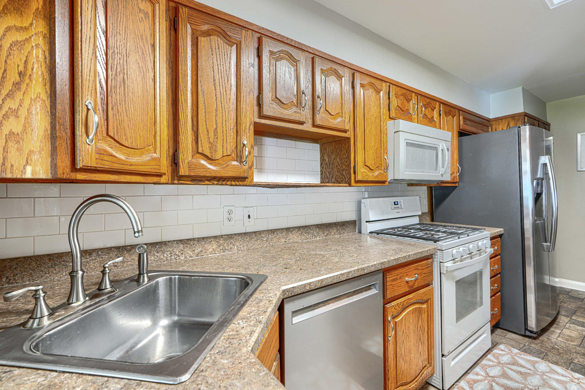 EASTFIELD - Residential