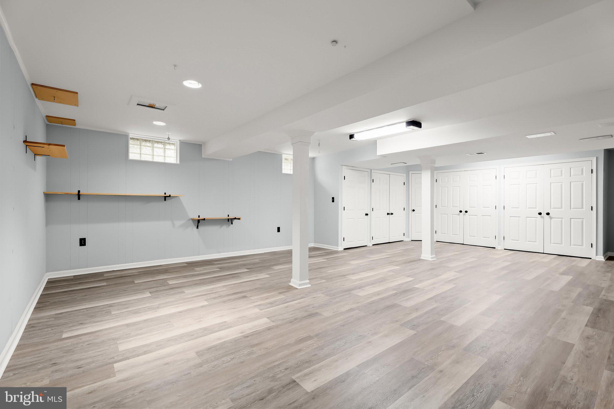 VALLEY HILLS - Residential