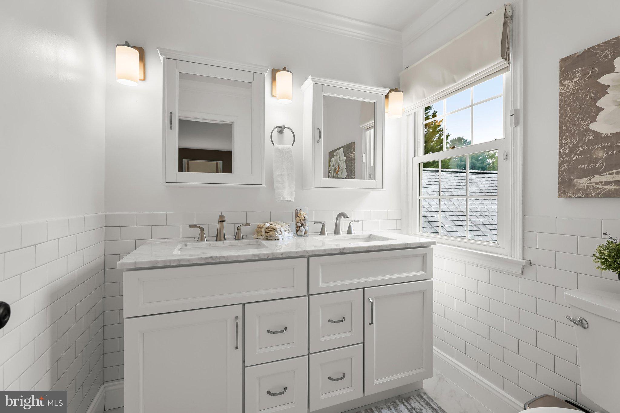 VALLEY HILLS - Residential