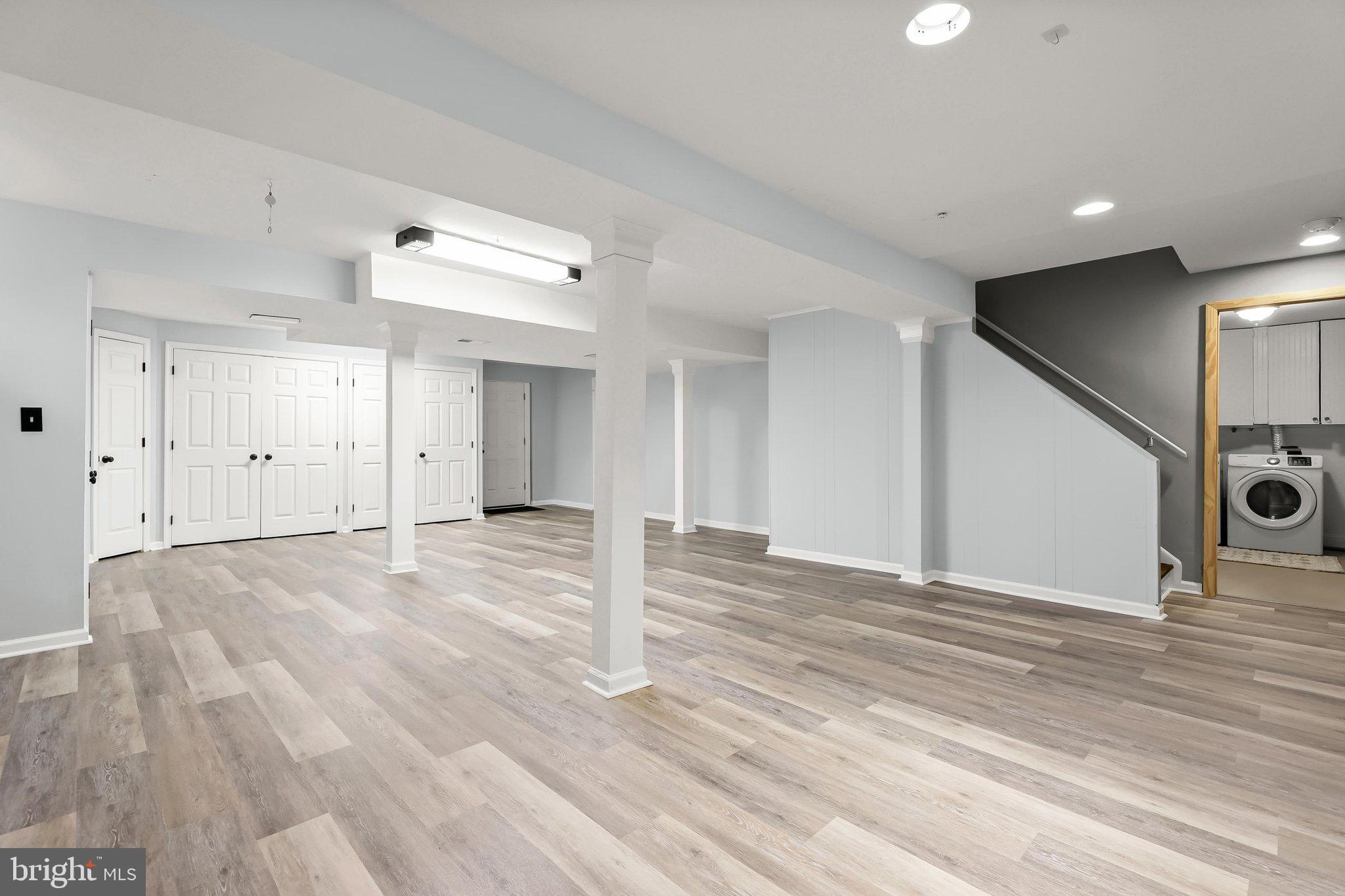 VALLEY HILLS - Residential
