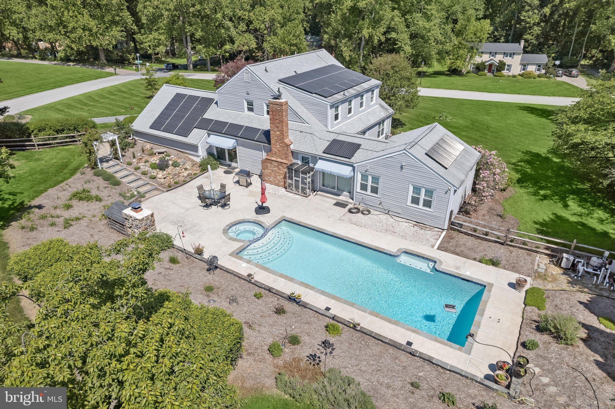 VALLEY HILLS - Residential
