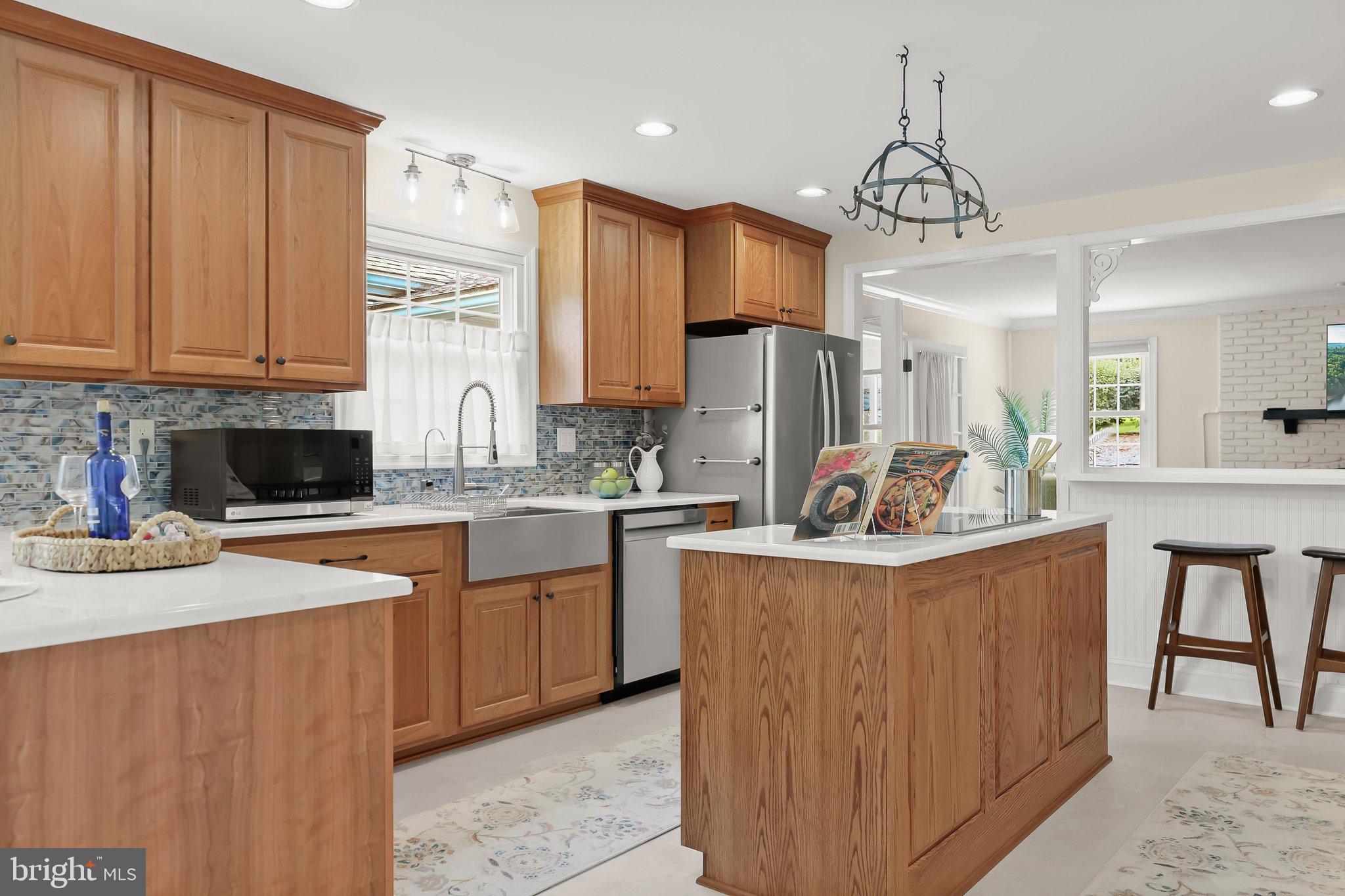 VALLEY HILLS - Residential