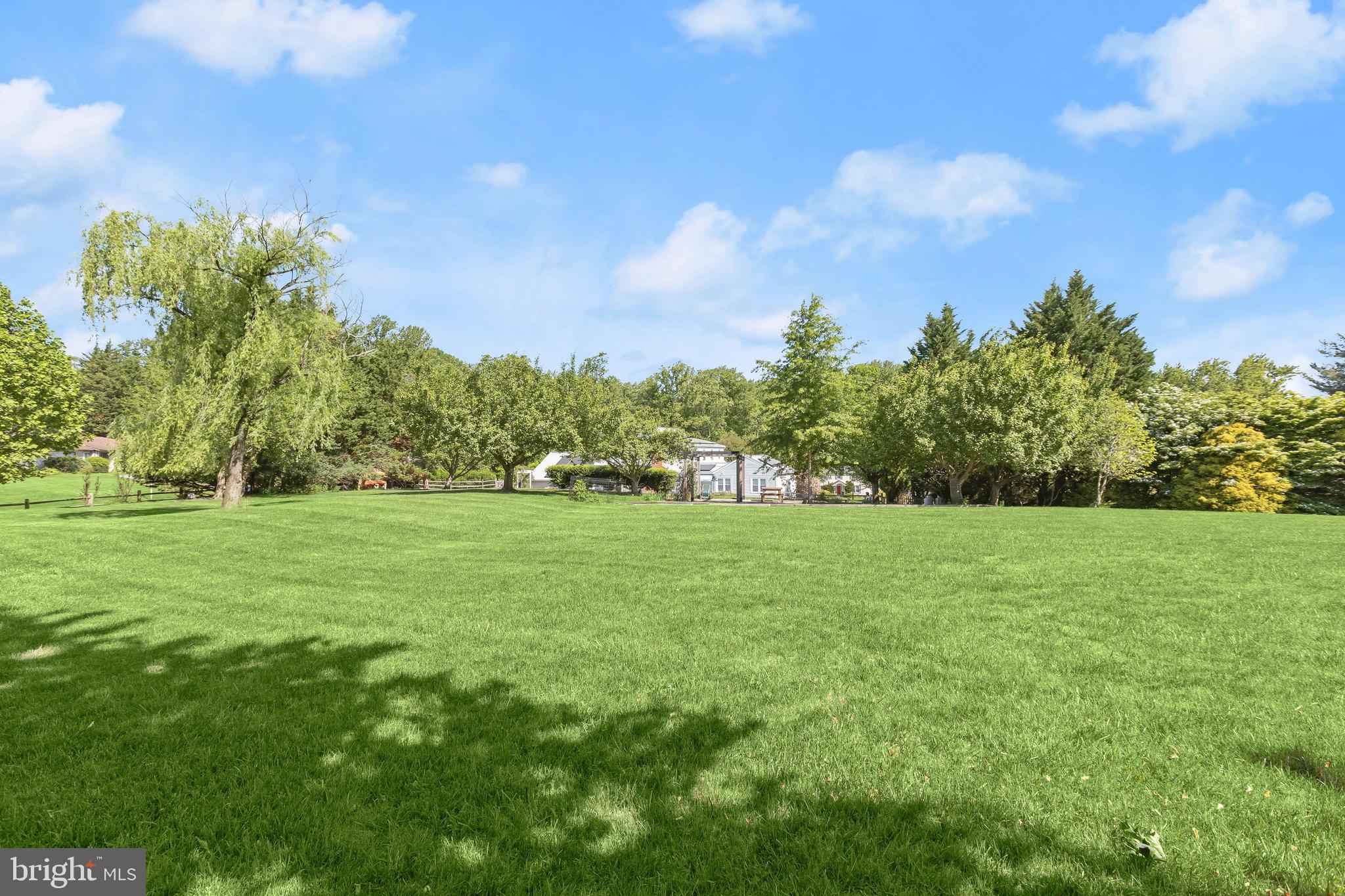 VALLEY HILLS - Residential