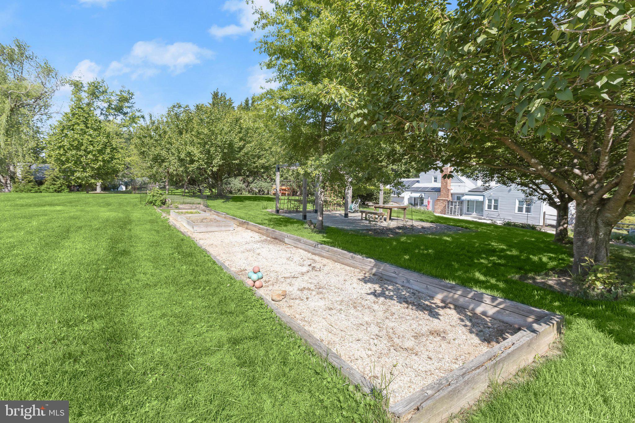 VALLEY HILLS - Residential