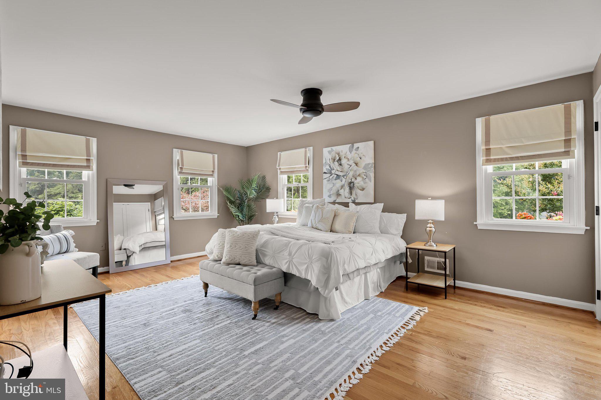 VALLEY HILLS - Residential