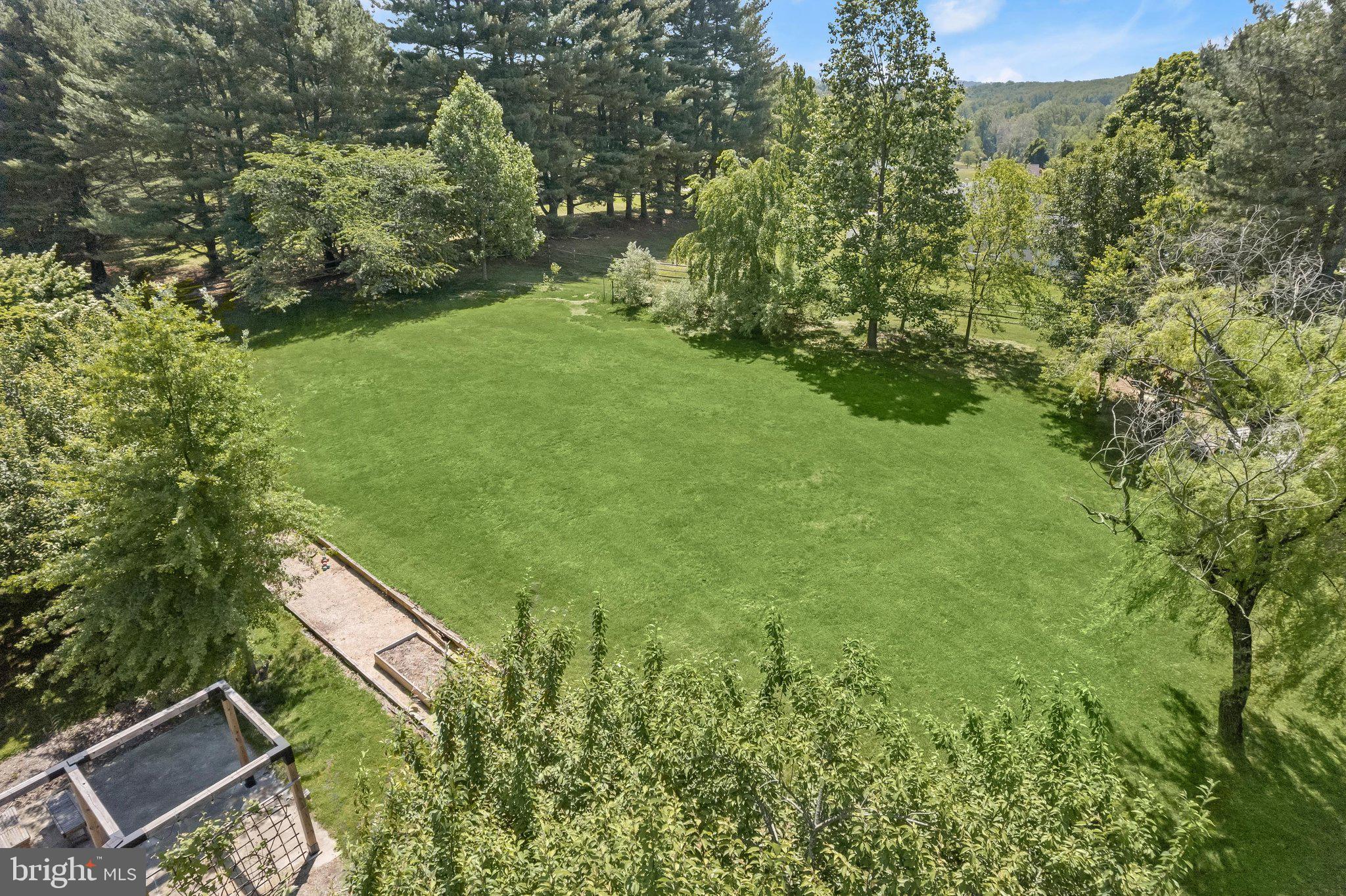 VALLEY HILLS - Residential