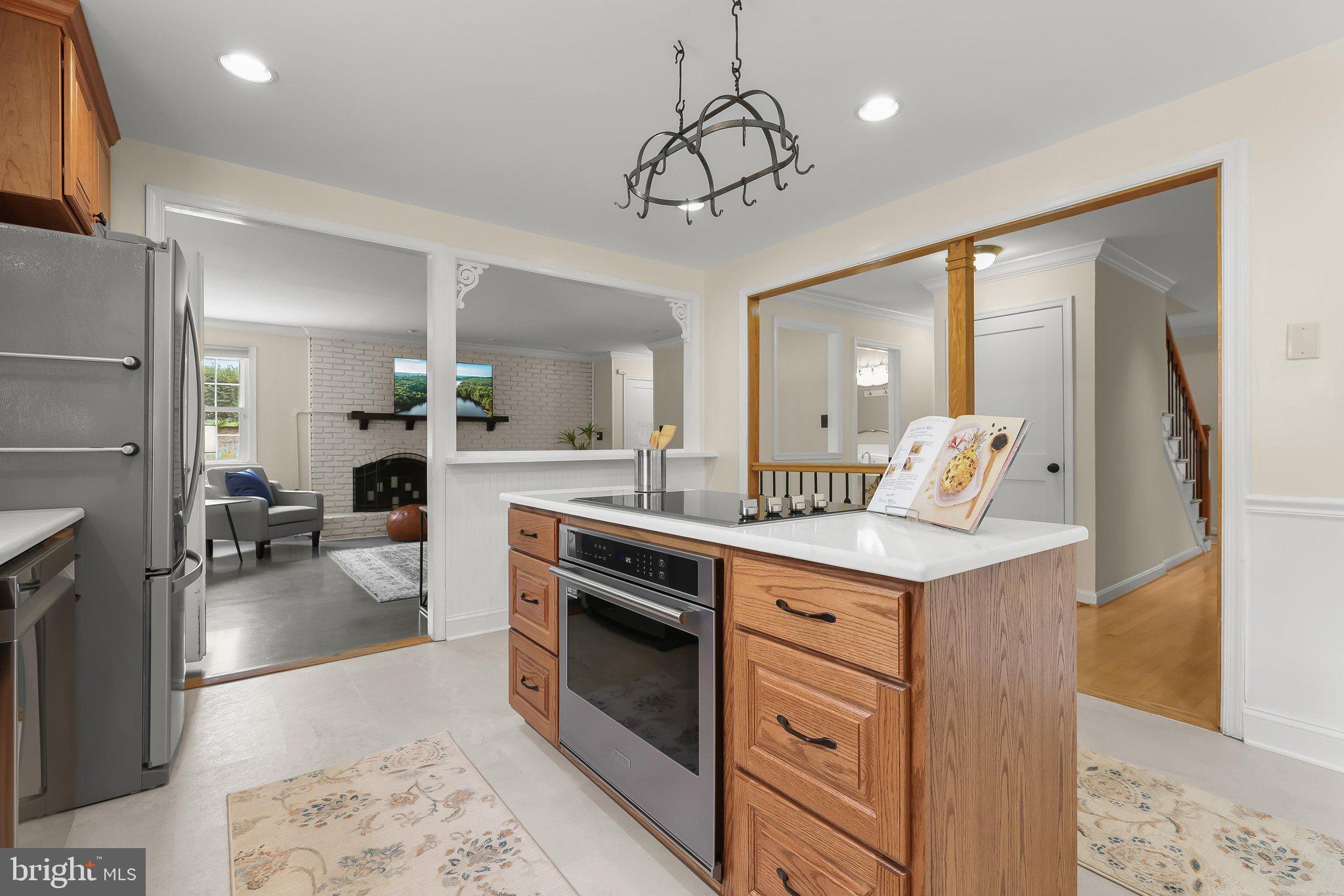 VALLEY HILLS - Residential