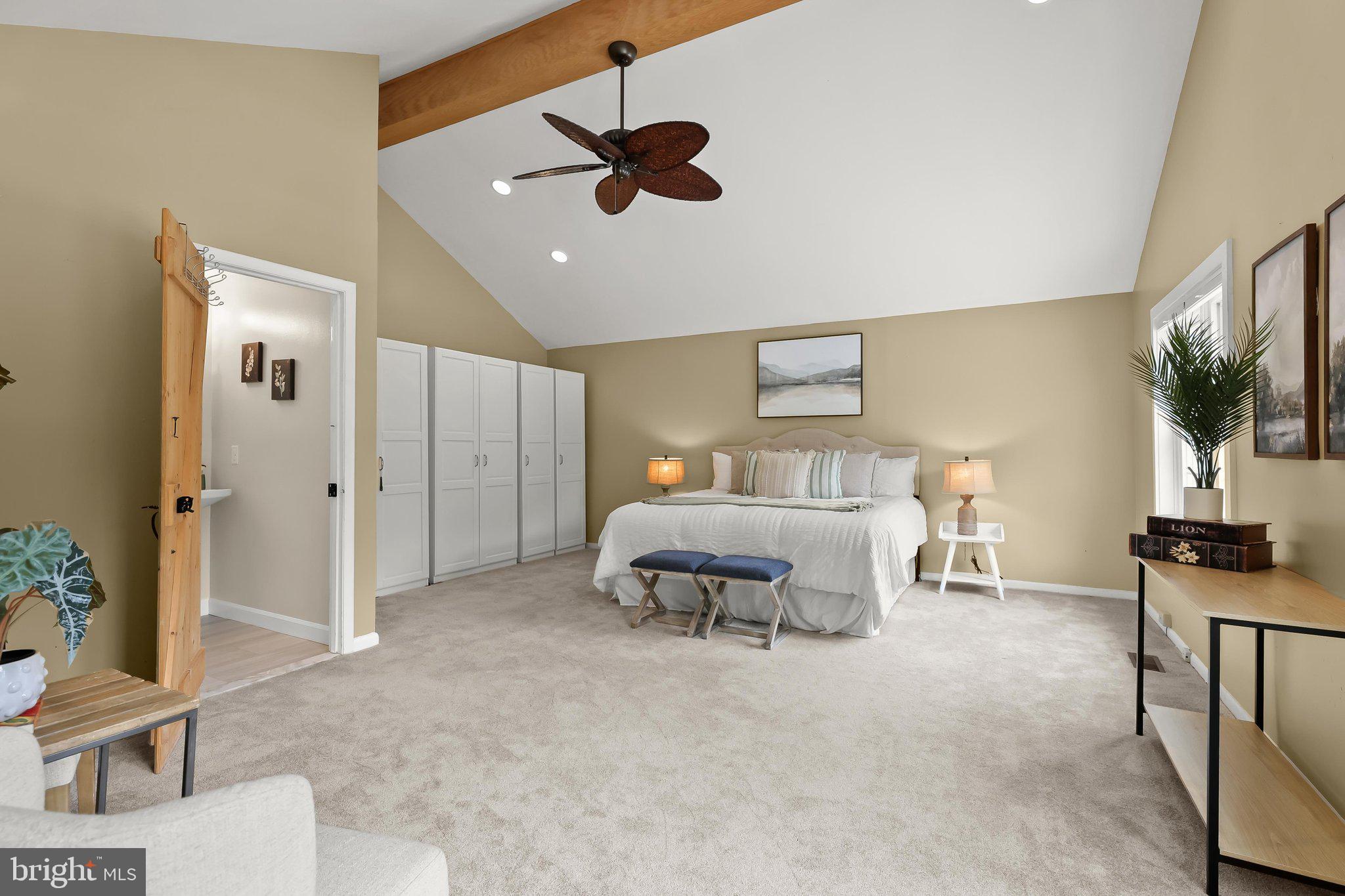VALLEY HILLS - Residential