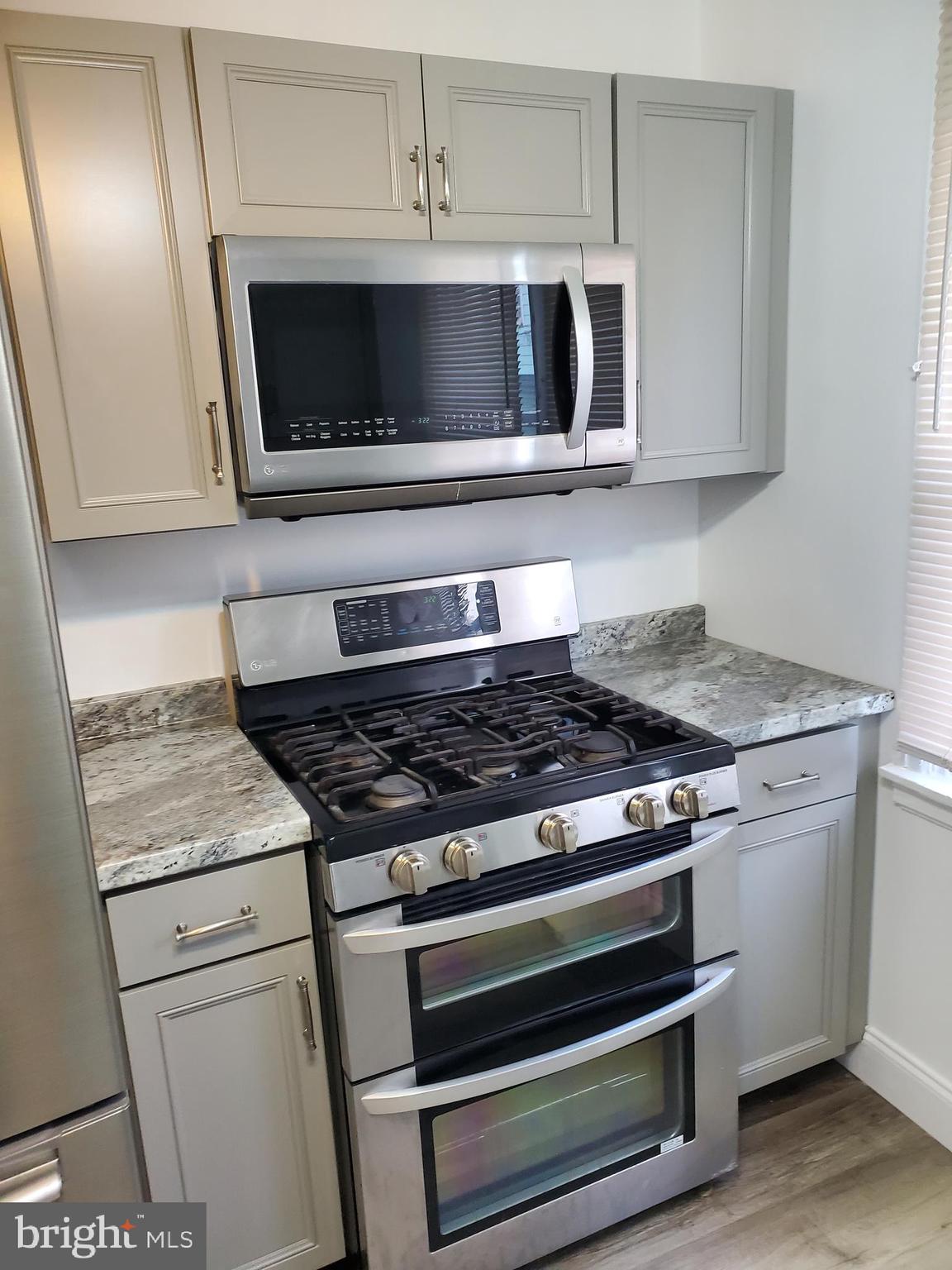WEST OAK LANE - Residential