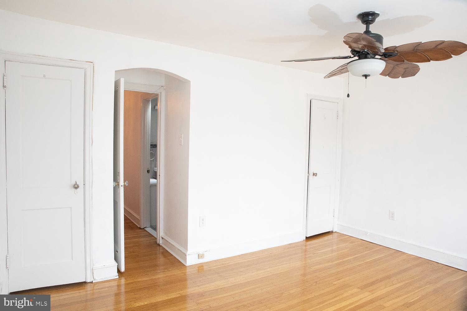 WEST OAK LANE - Residential