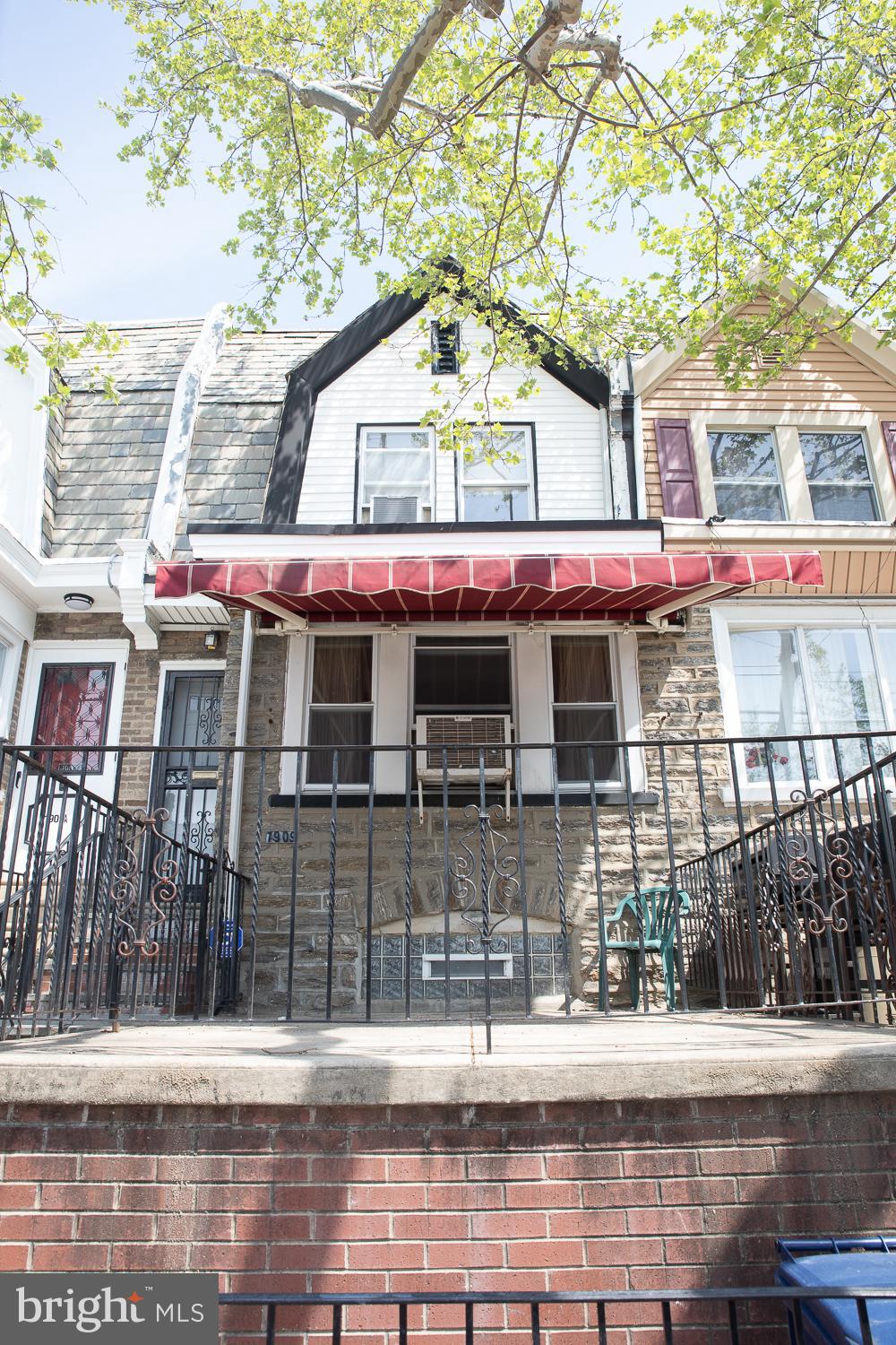 WEST OAK LANE - Residential