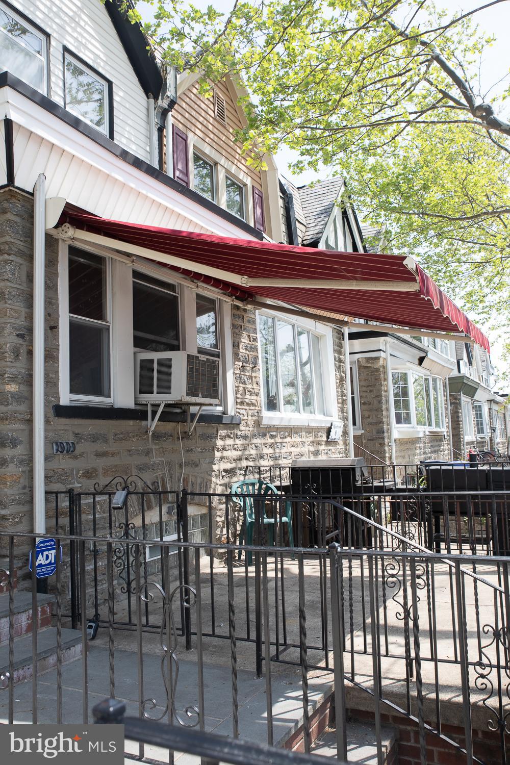 WEST OAK LANE - Residential