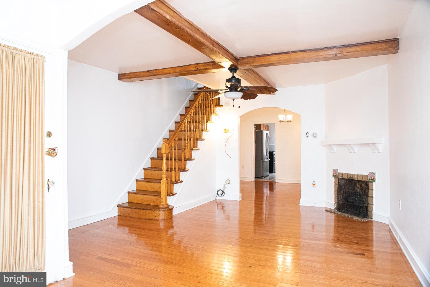 WEST OAK LANE - Residential