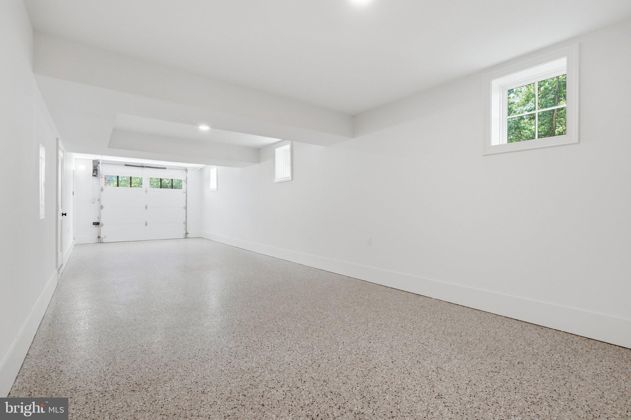 SIMPSON AND MAYS - Residential