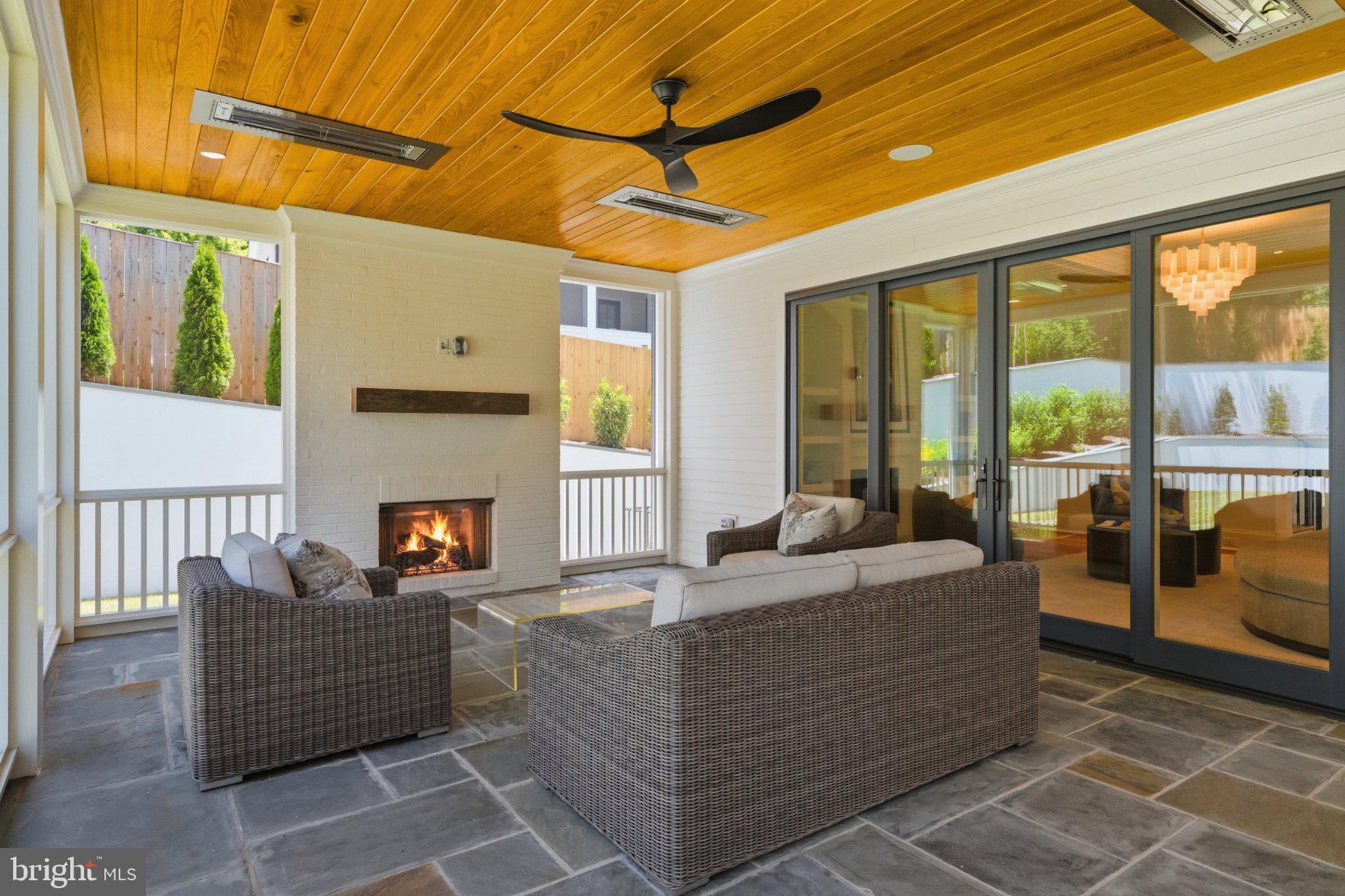 SIMPSON AND MAYS - Residential