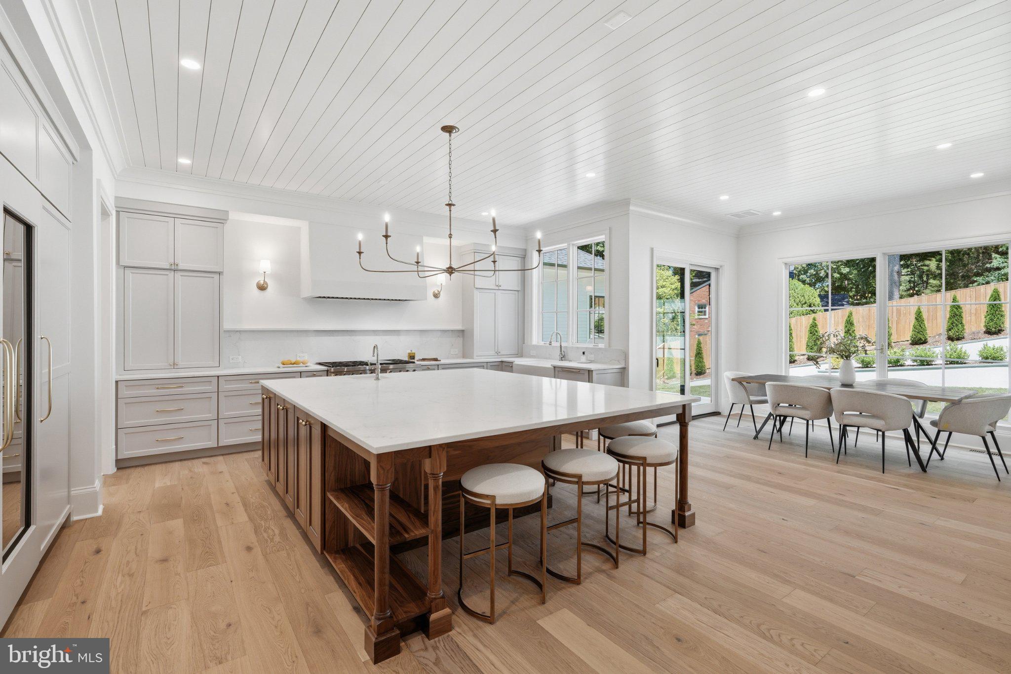SIMPSON AND MAYS - Residential