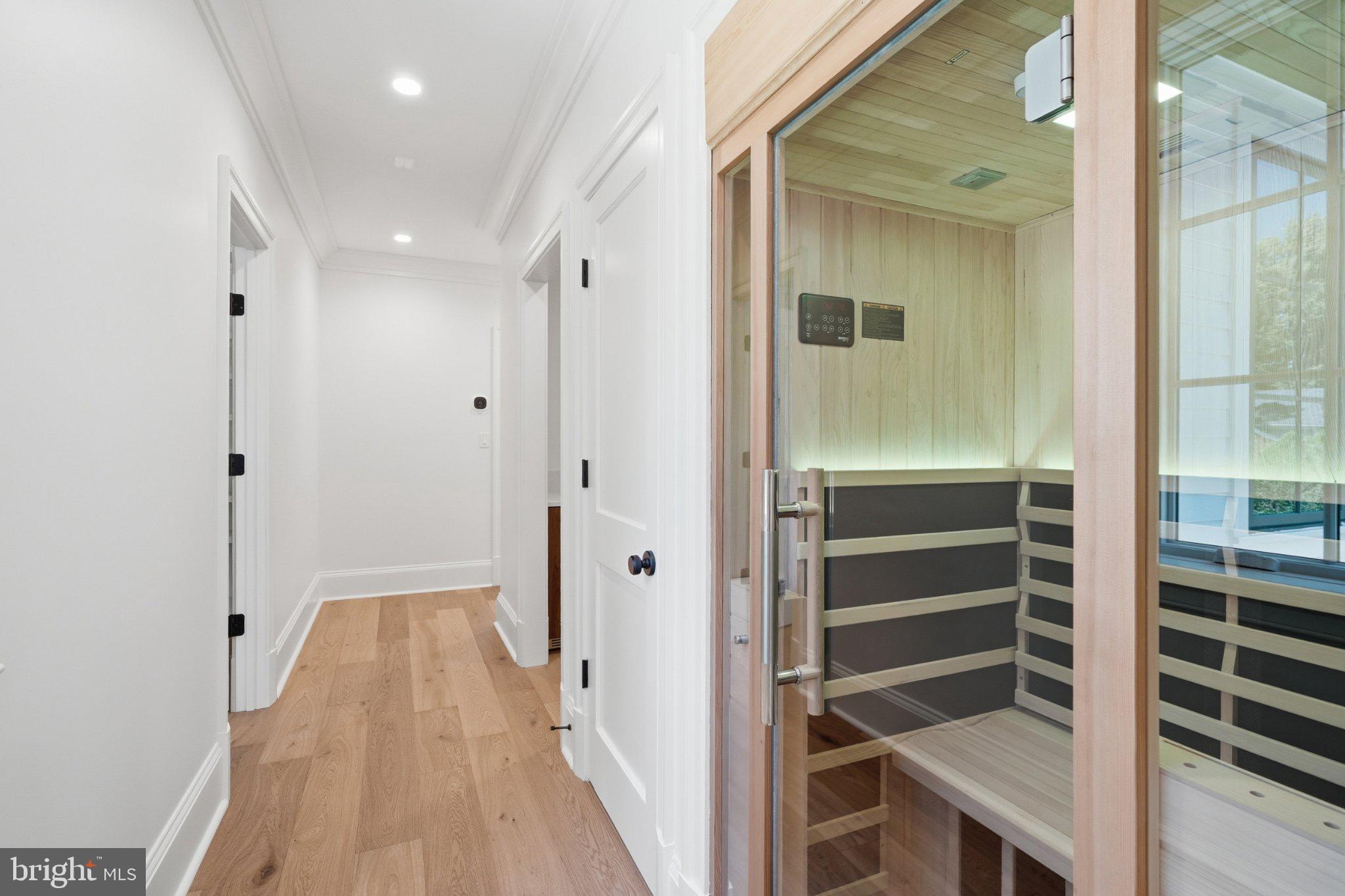 SIMPSON AND MAYS - Residential