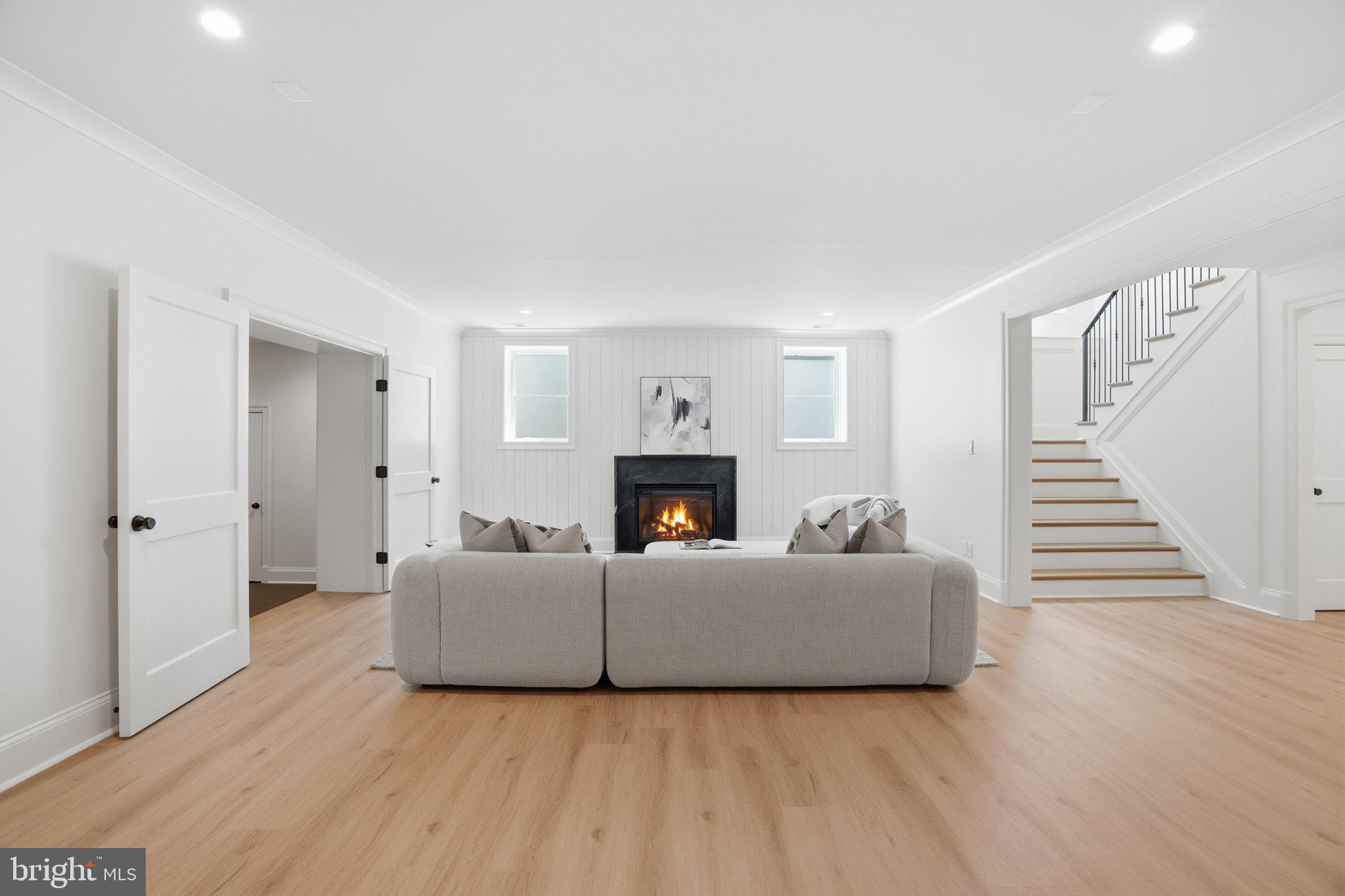 SIMPSON AND MAYS - Residential
