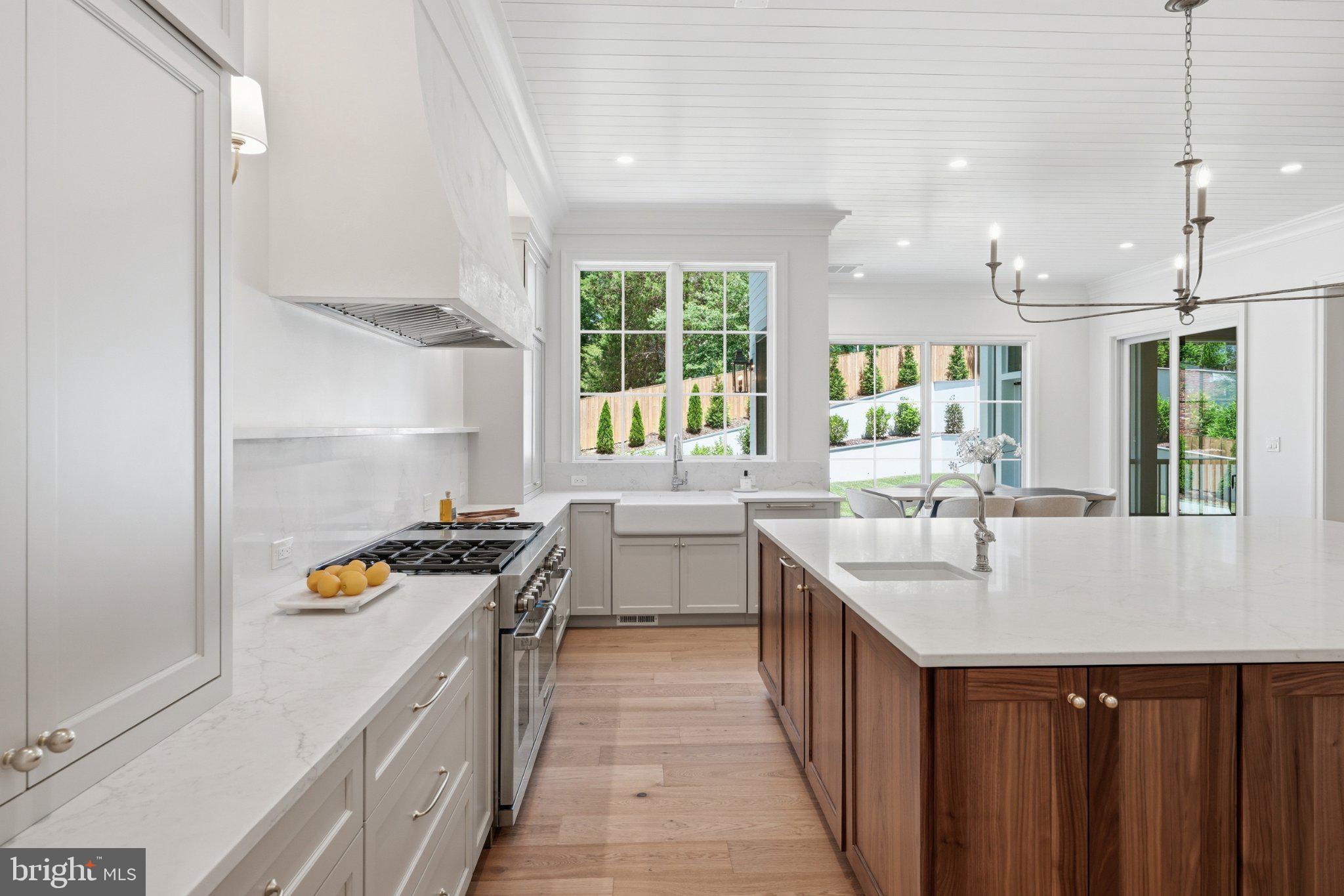 SIMPSON AND MAYS - Residential
