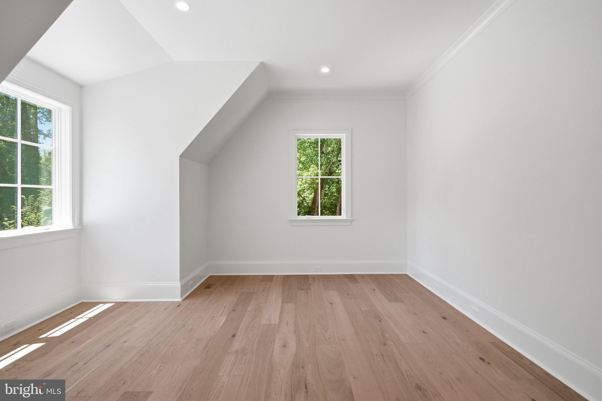 SIMPSON AND MAYS - Residential