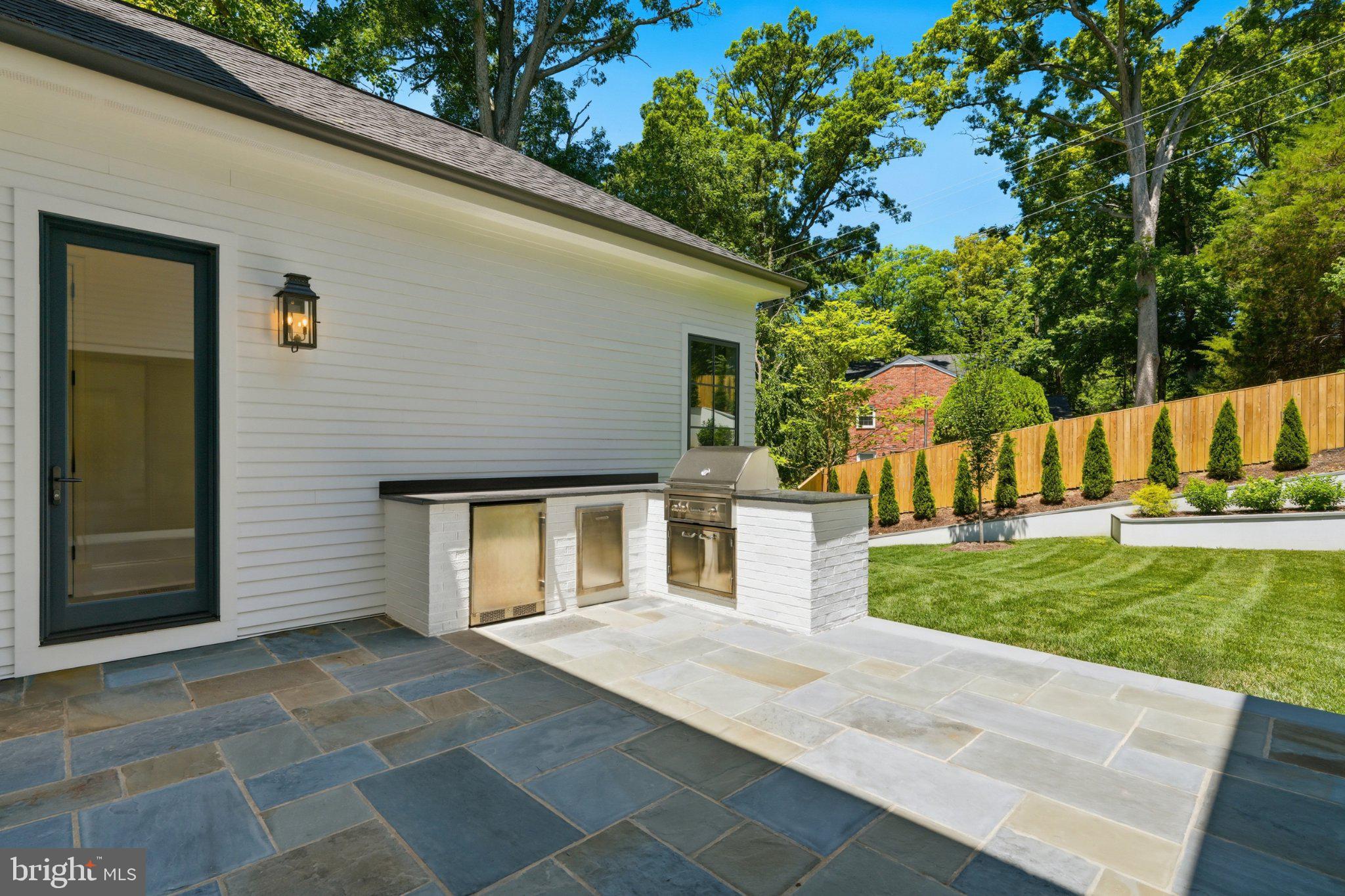 SIMPSON AND MAYS - Residential