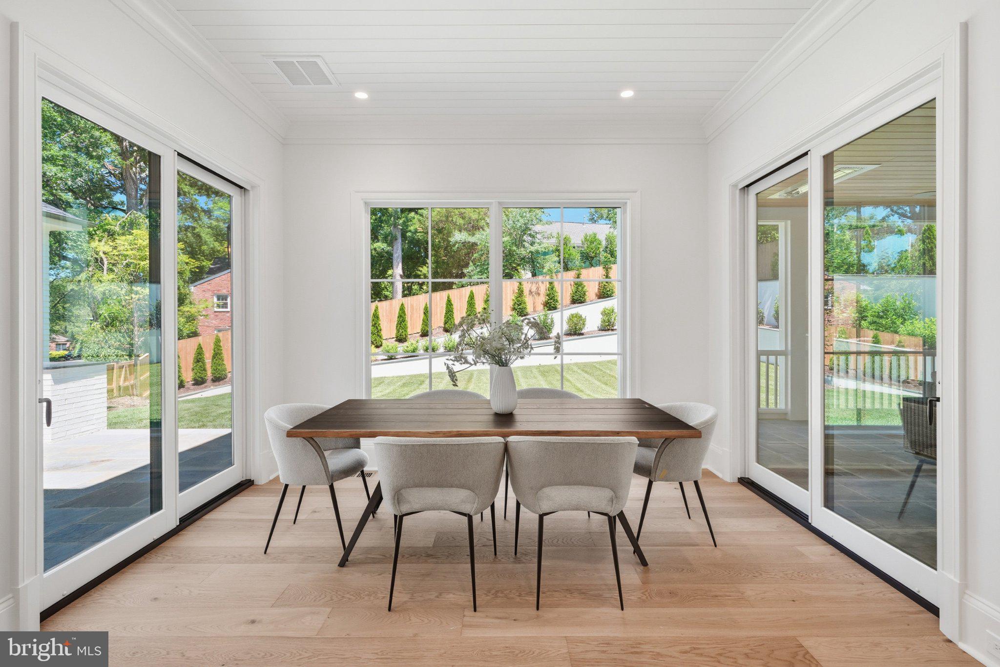 SIMPSON AND MAYS - Residential
