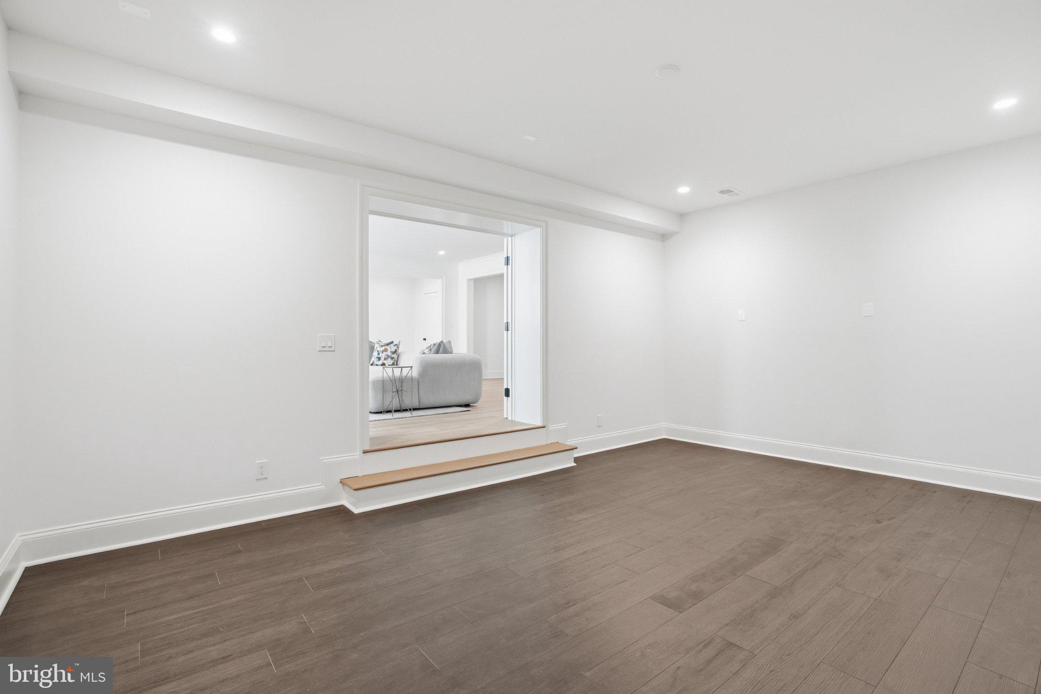 SIMPSON AND MAYS - Residential